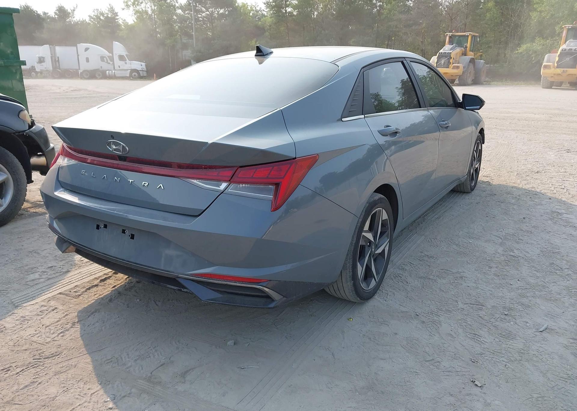 2022 HYUNDAI ELANTRA ULTIMATE IVT