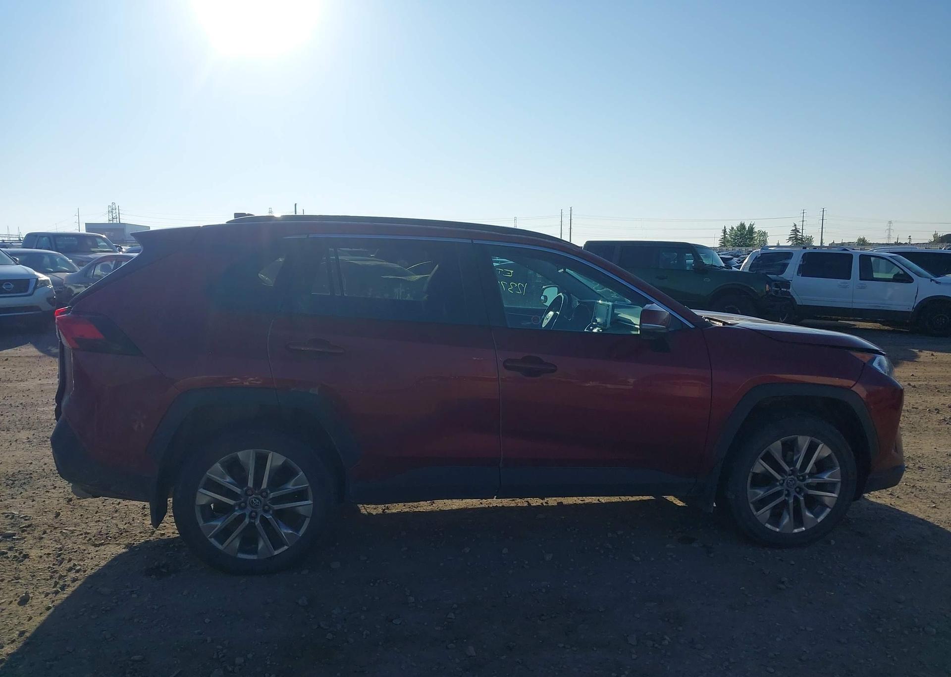 2019 TOYOTA RAV4