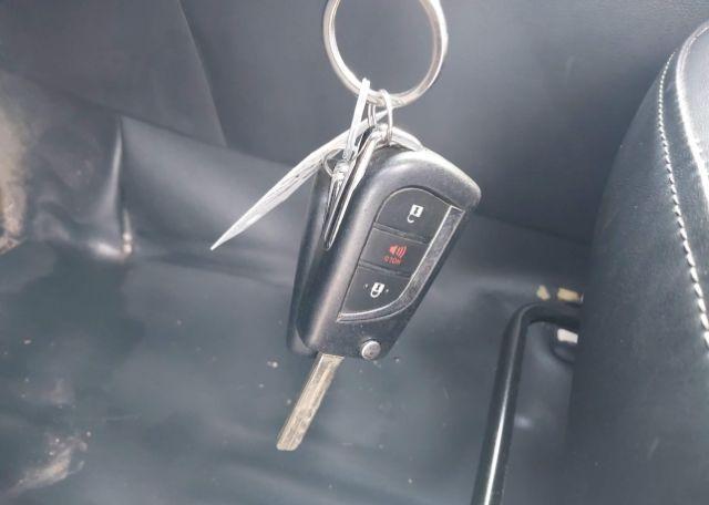 2019 TOYOTA RAV4 HYBRID LE