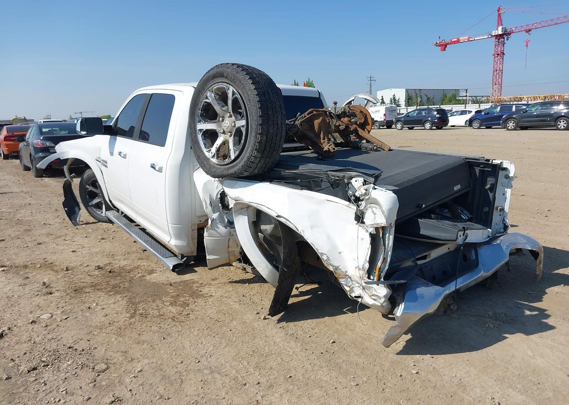 2013 RAM 1500 LARAMIE