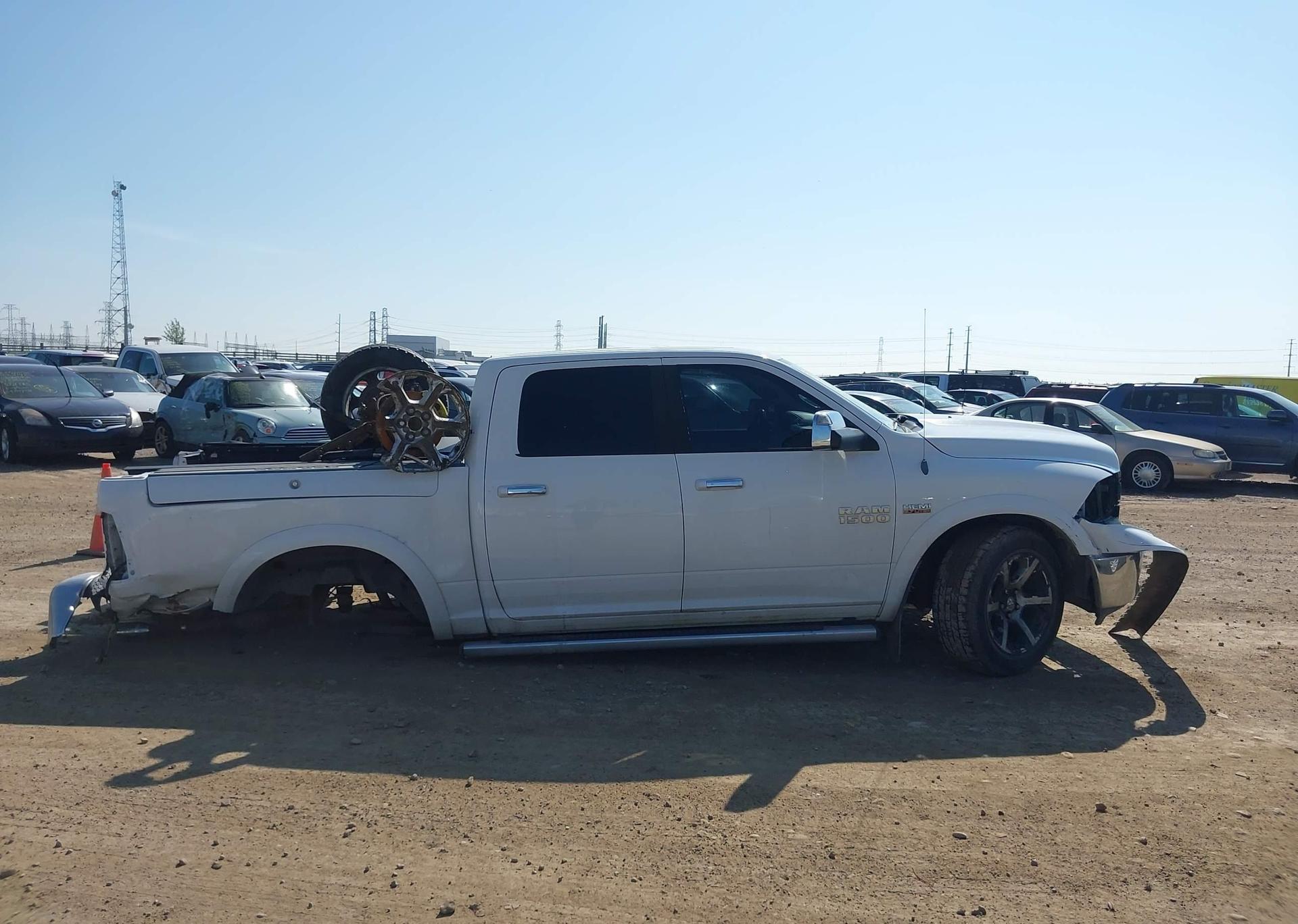 2013 RAM 1500 LARAMIE