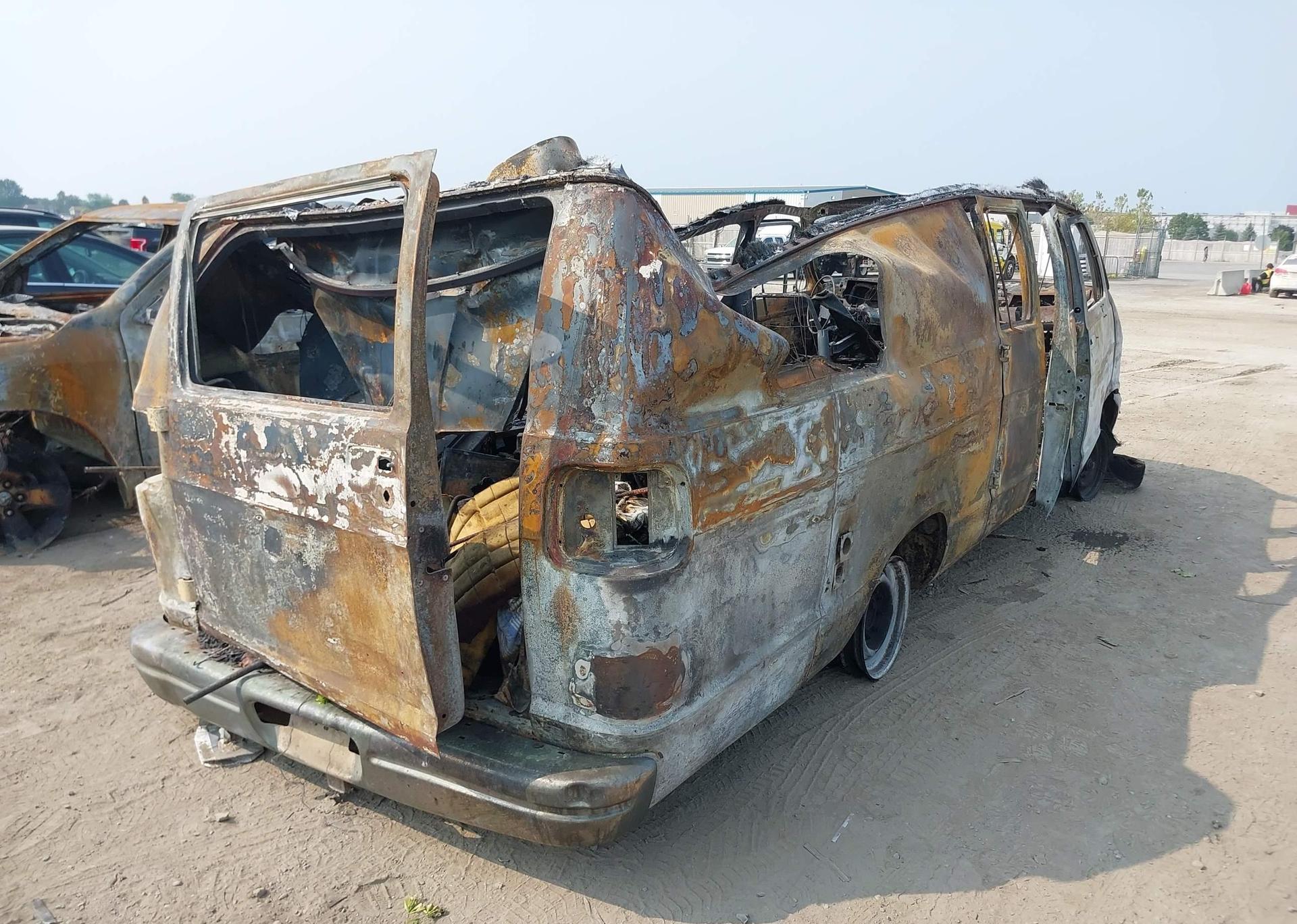 1994 DODGE RAM VAN B350