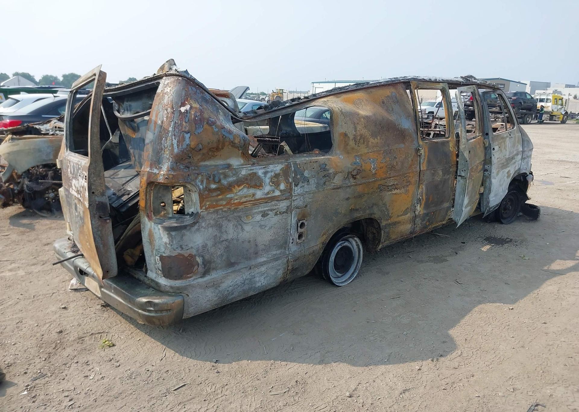 1994 DODGE RAM VAN B350