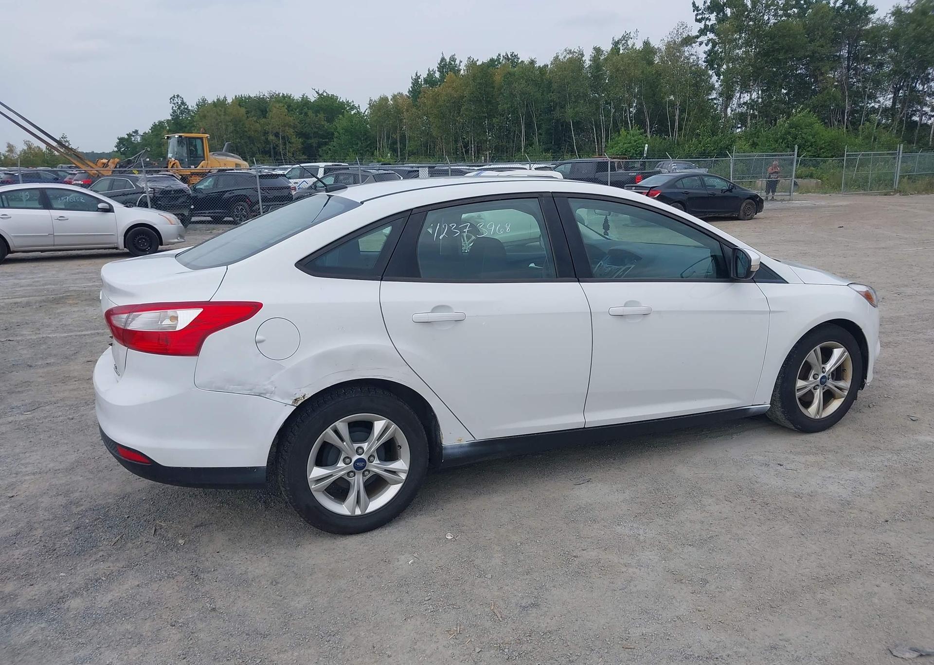 2013 FORD FOCUS SE