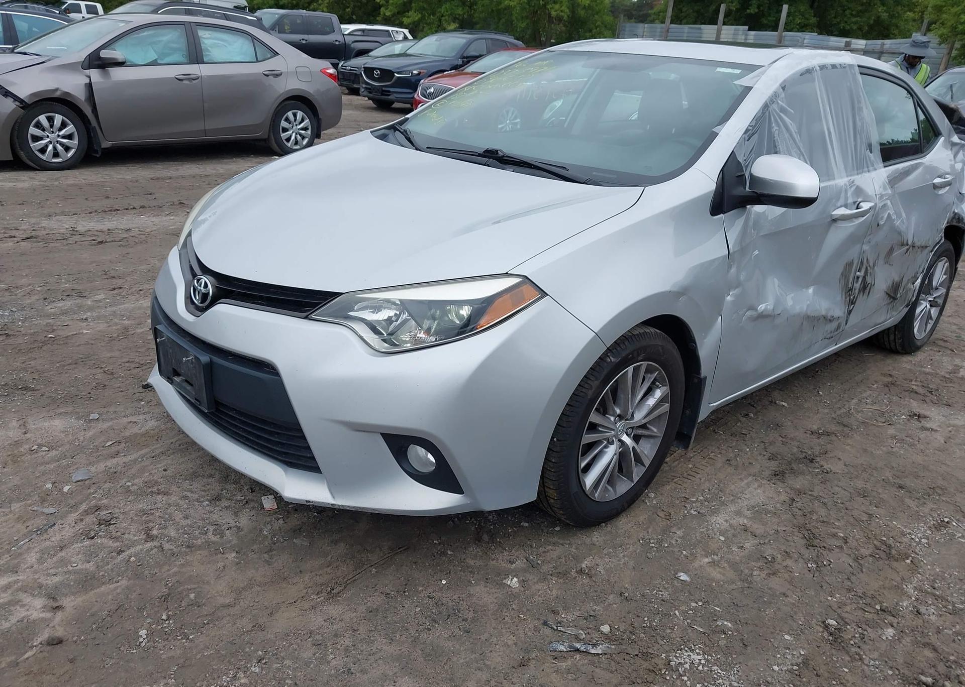 2014 TOYOTA COROLLA