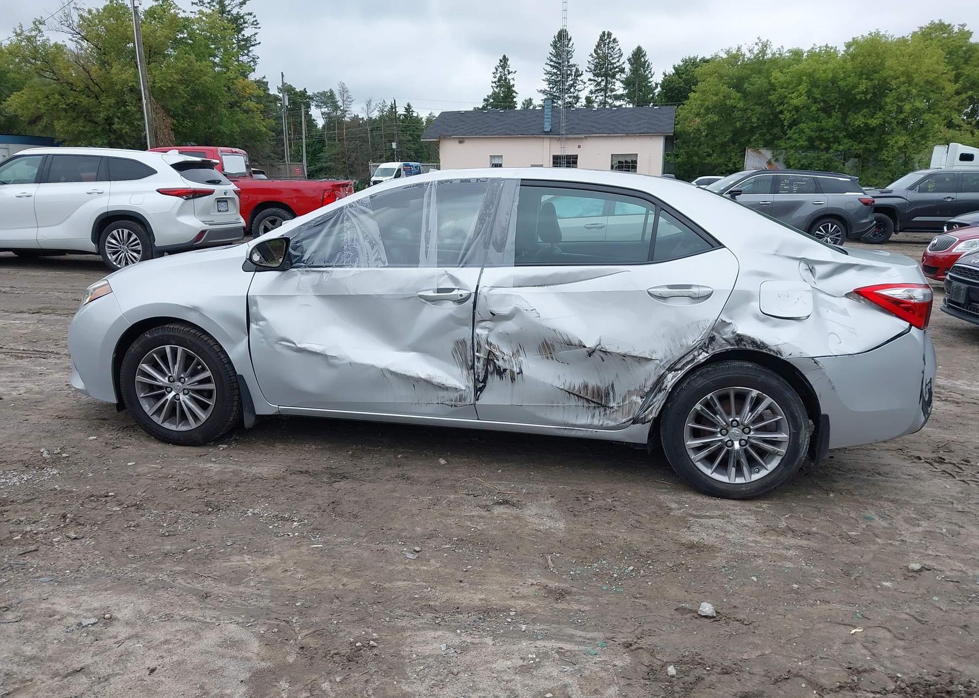2014 TOYOTA COROLLA