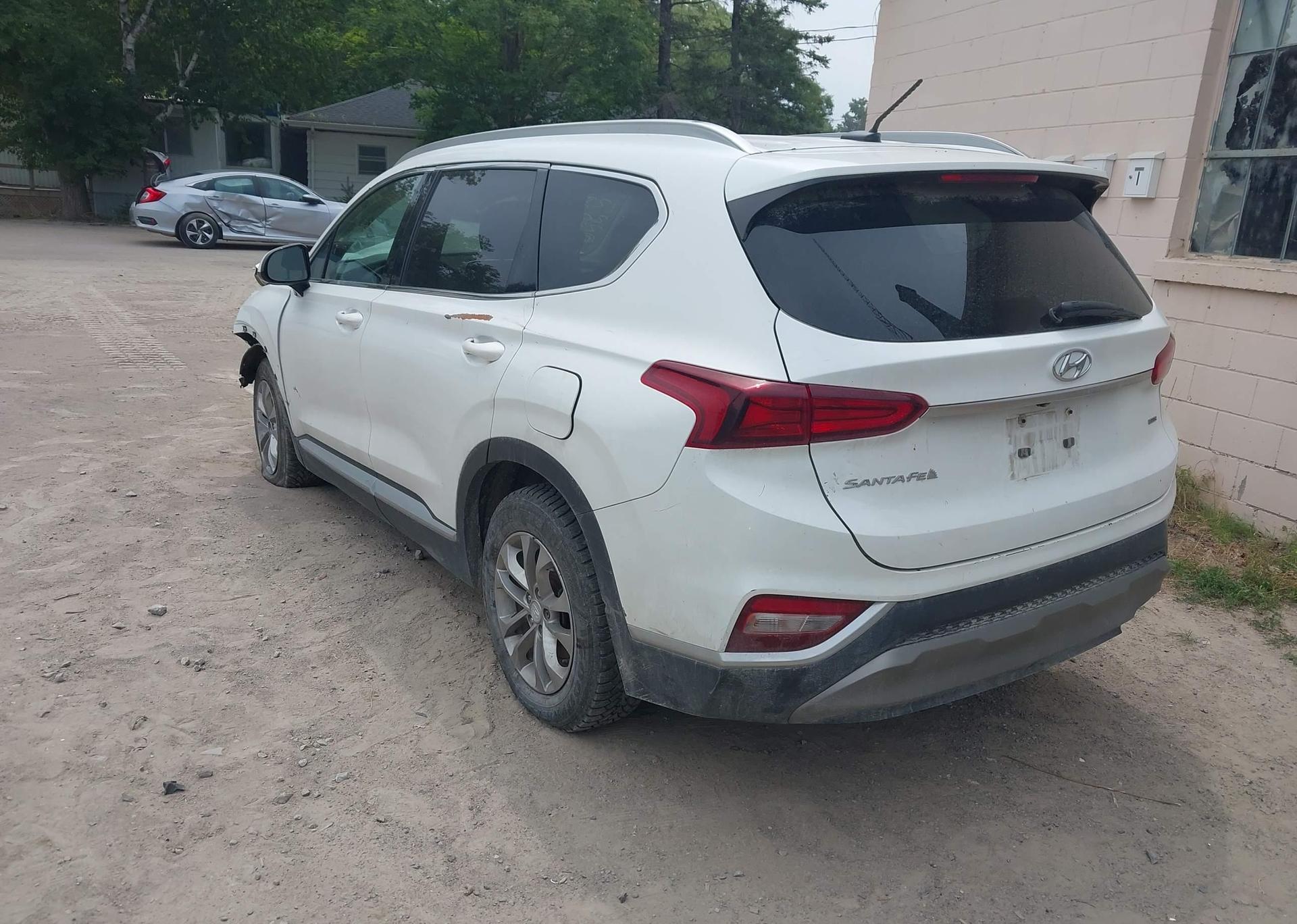 2020 HYUNDAI SANTA FE ESSENTIAL AWD WITH SMARTSENSE PACKAGE