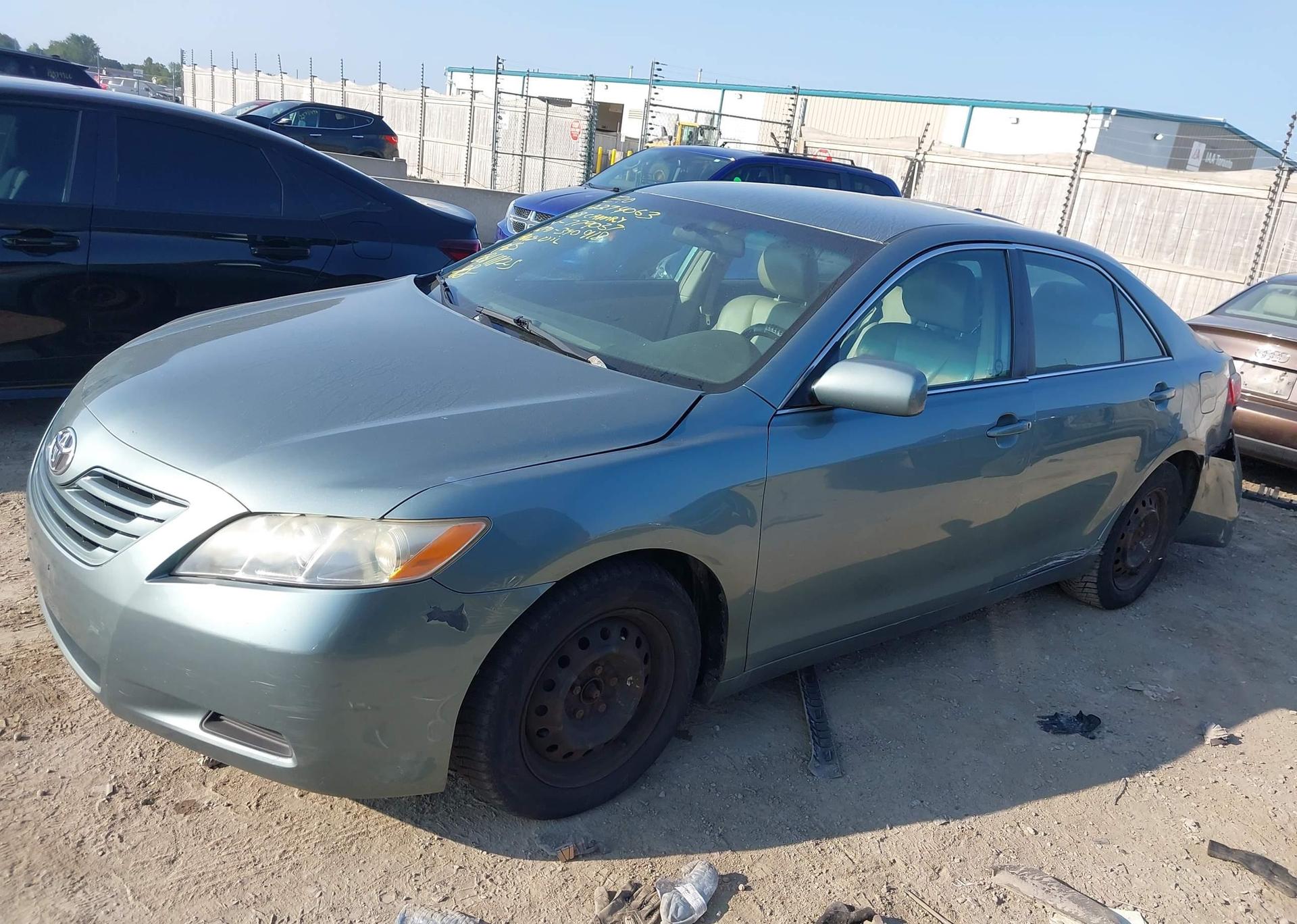 2008 TOYOTA CAMRY LE