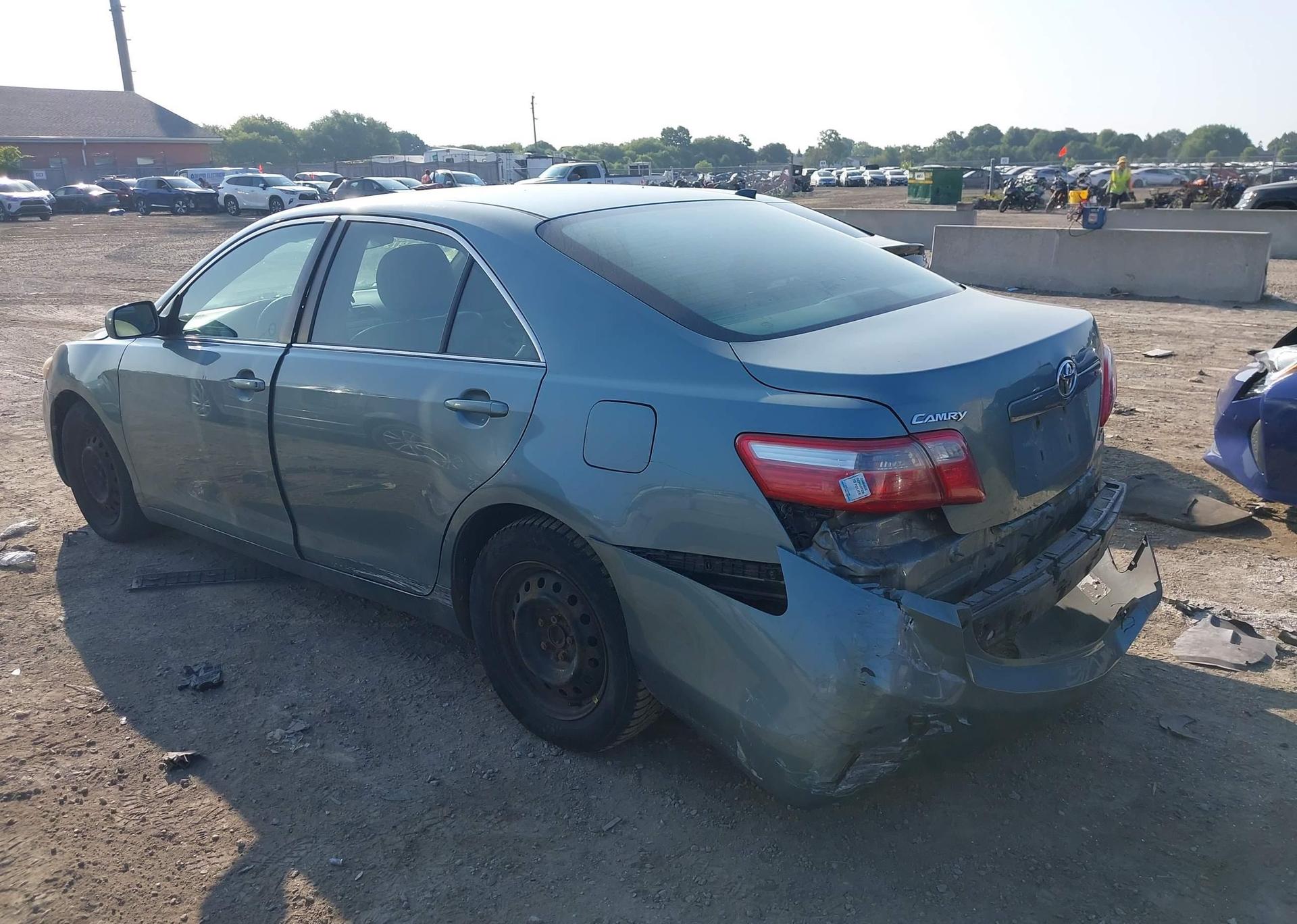 2008 TOYOTA CAMRY LE
