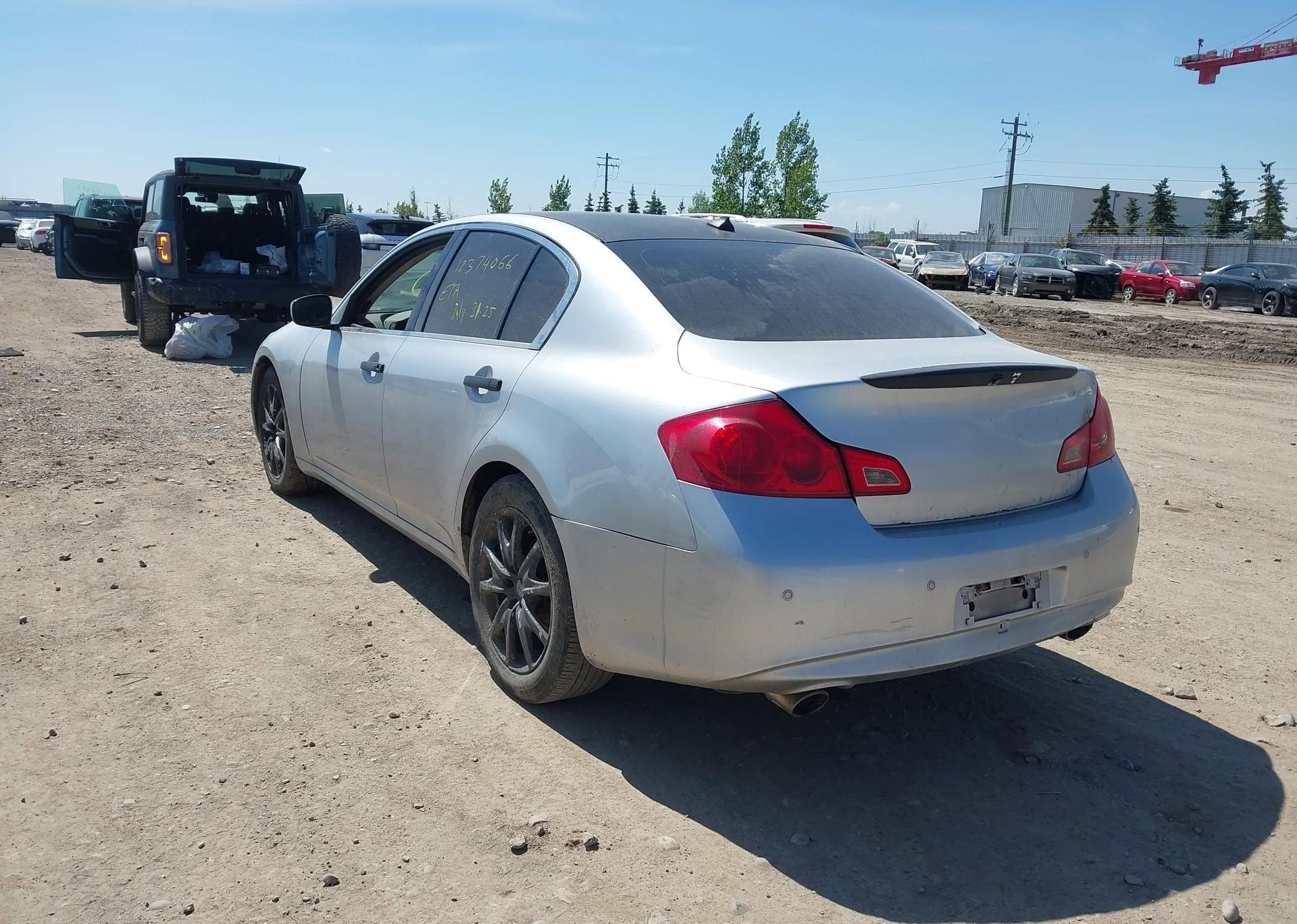 2010 INFINITI G37X