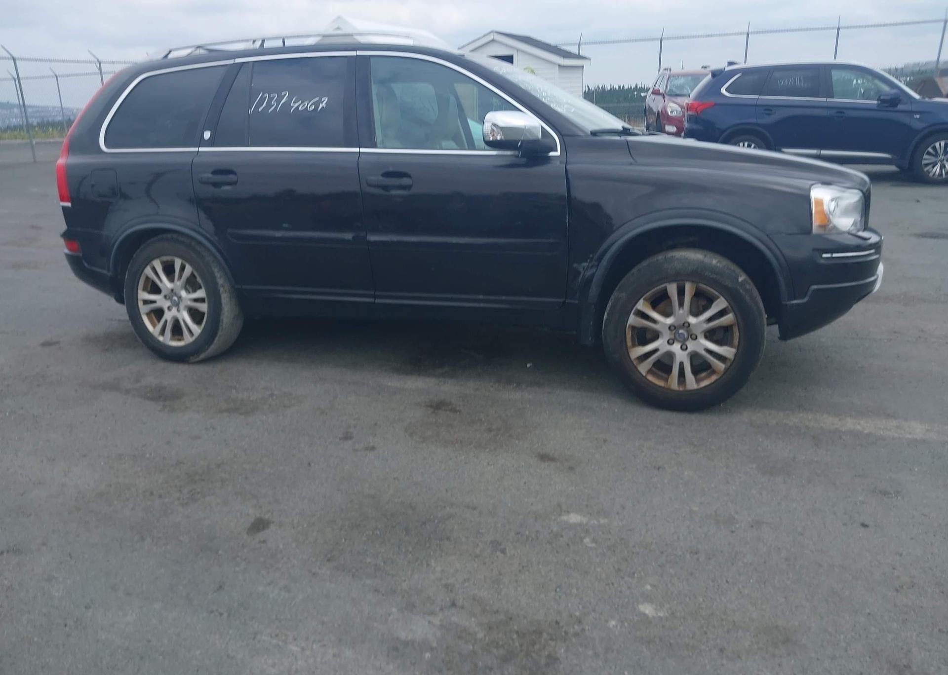2013 VOLVO XC90 3.2