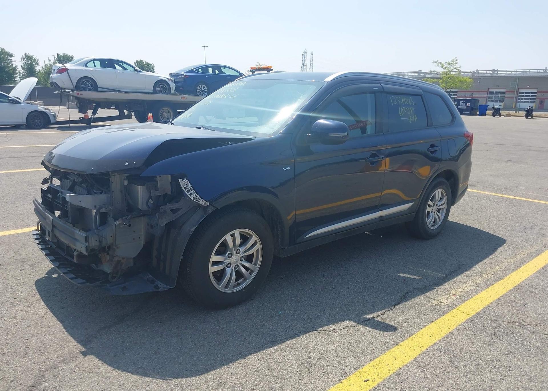 2018 MITSUBISHI OUTLANDER SE