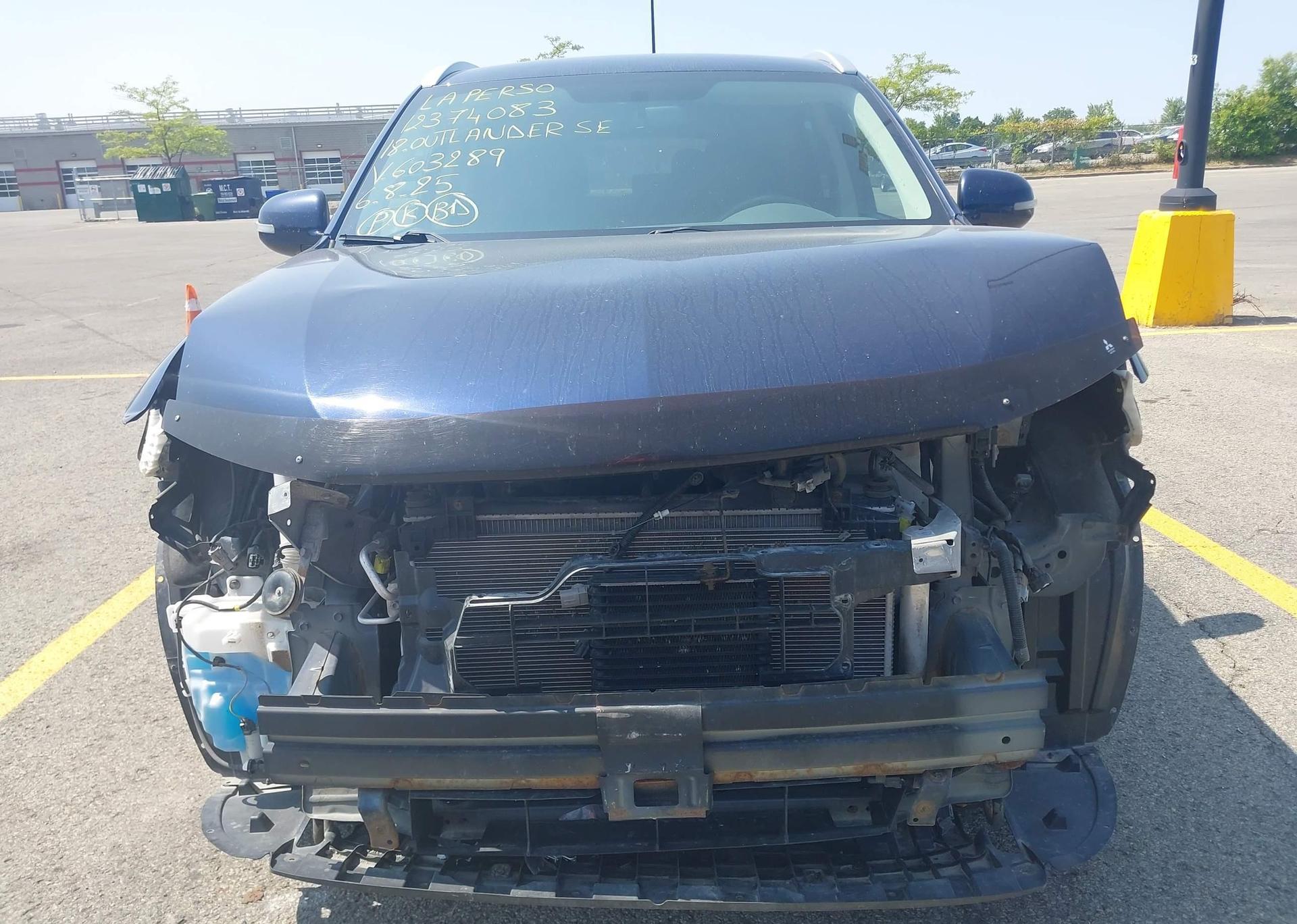 2018 MITSUBISHI OUTLANDER SE