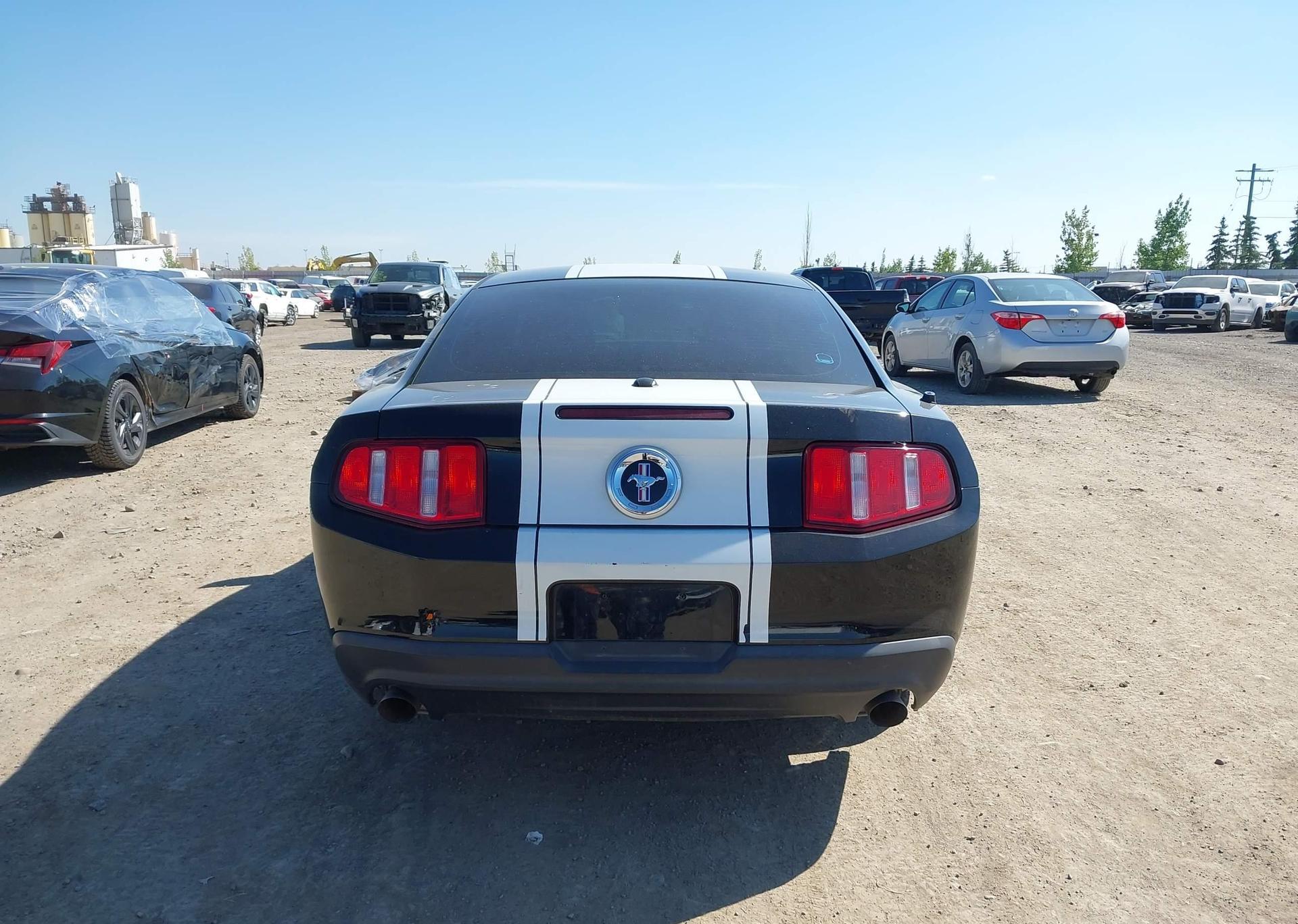 2012 FORD MUSTANG V6 PREMIUM