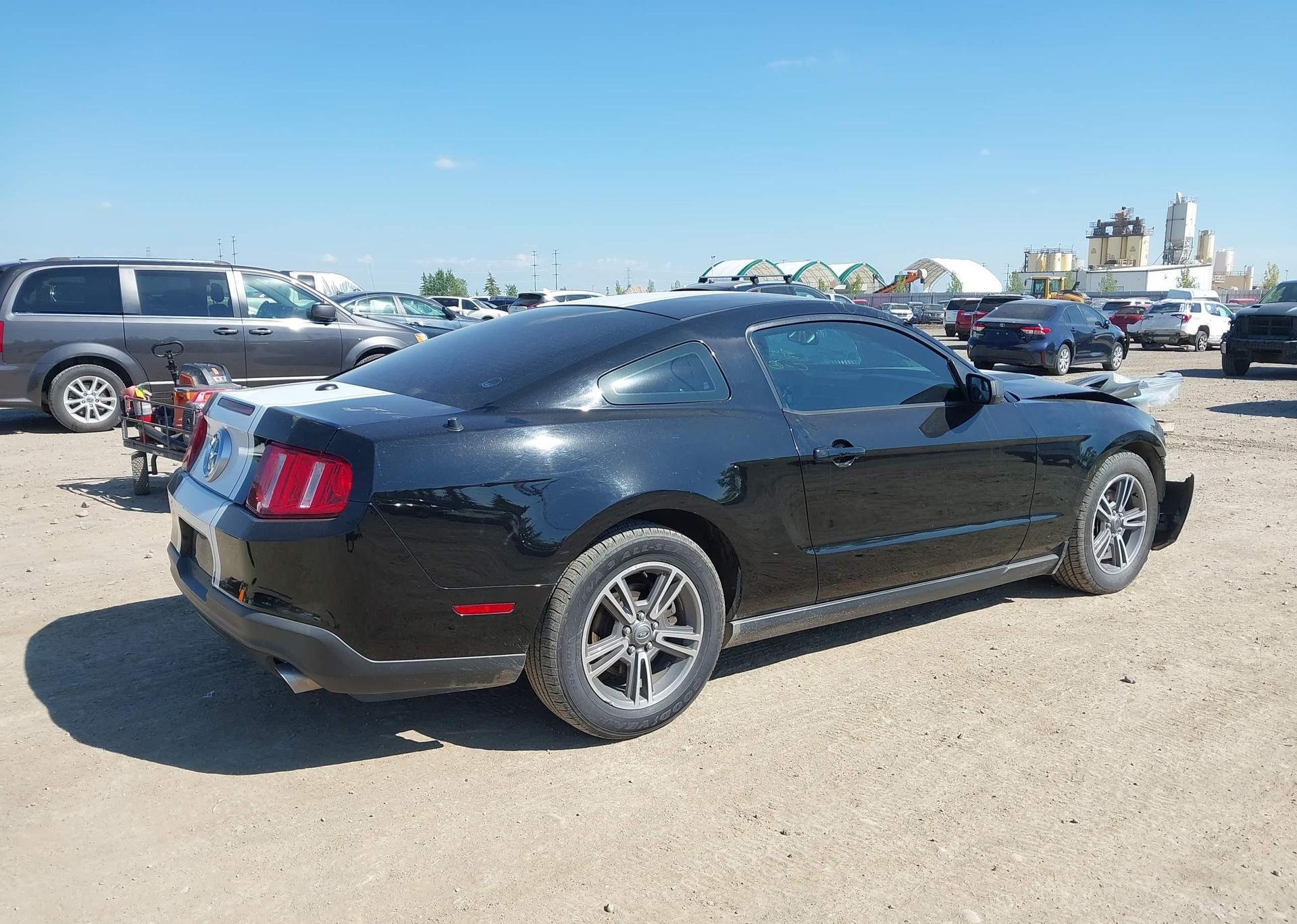 2012 FORD MUSTANG V6 PREMIUM