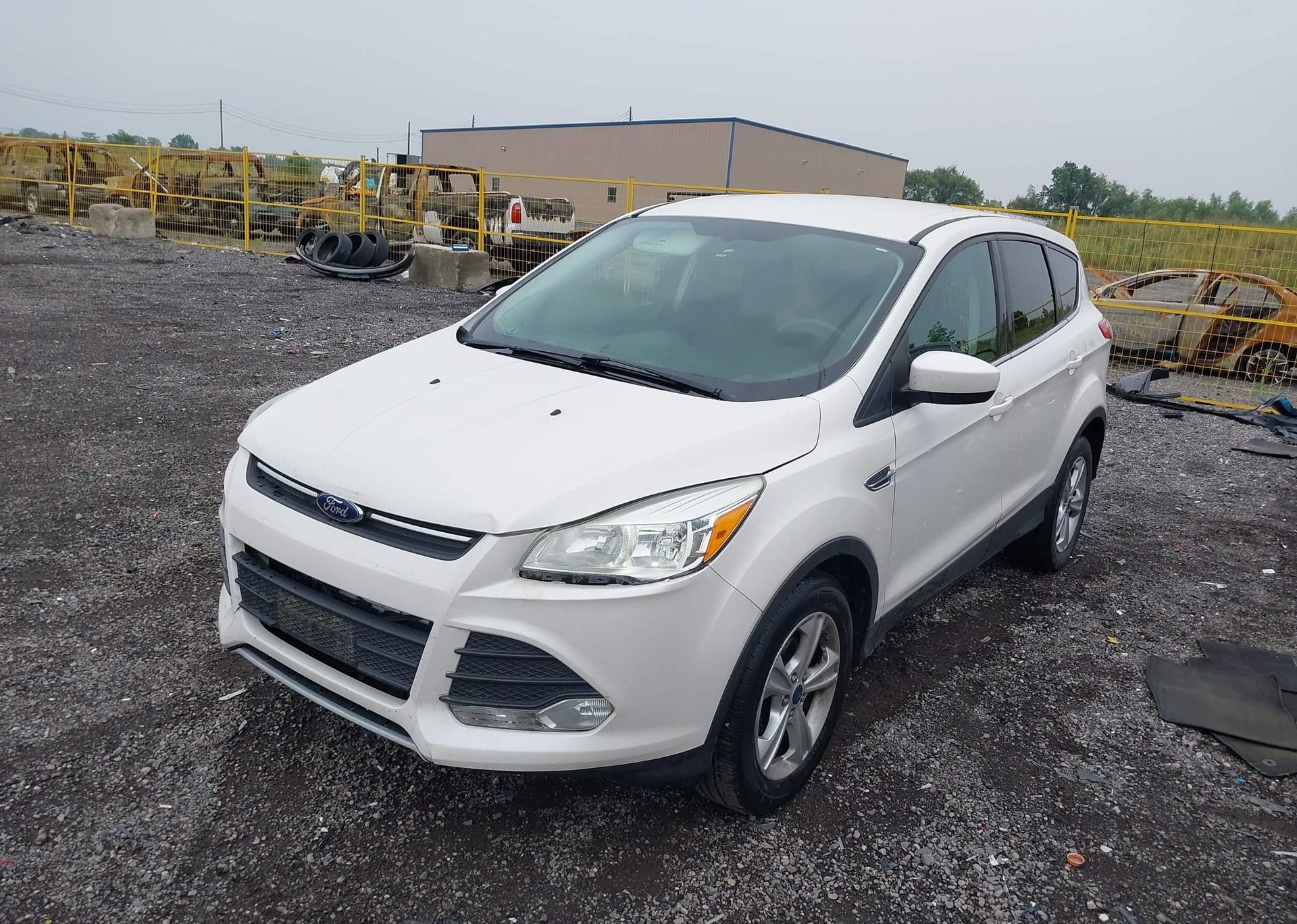 2014 FORD ESCAPE SE