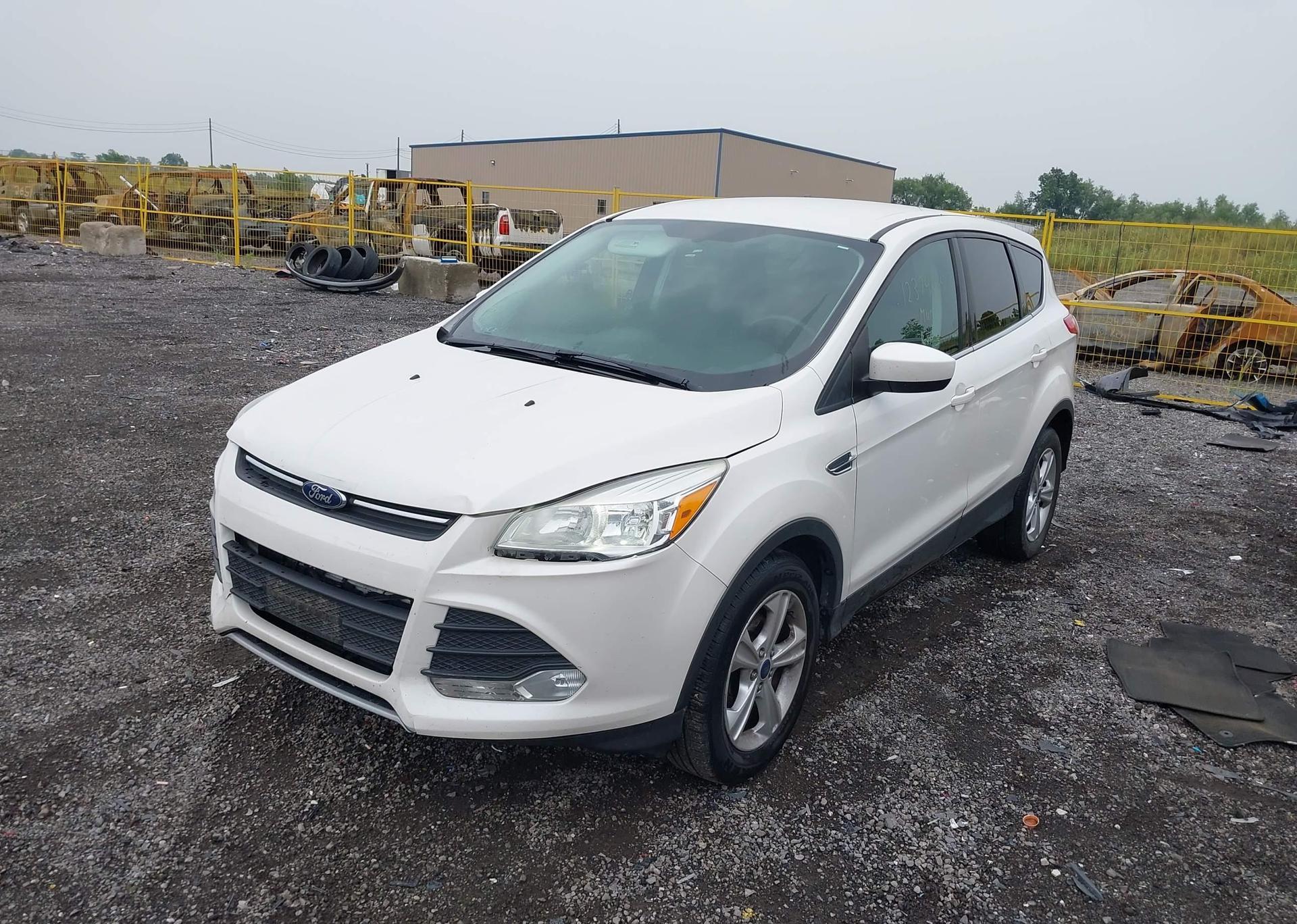 2014 FORD ESCAPE SE
