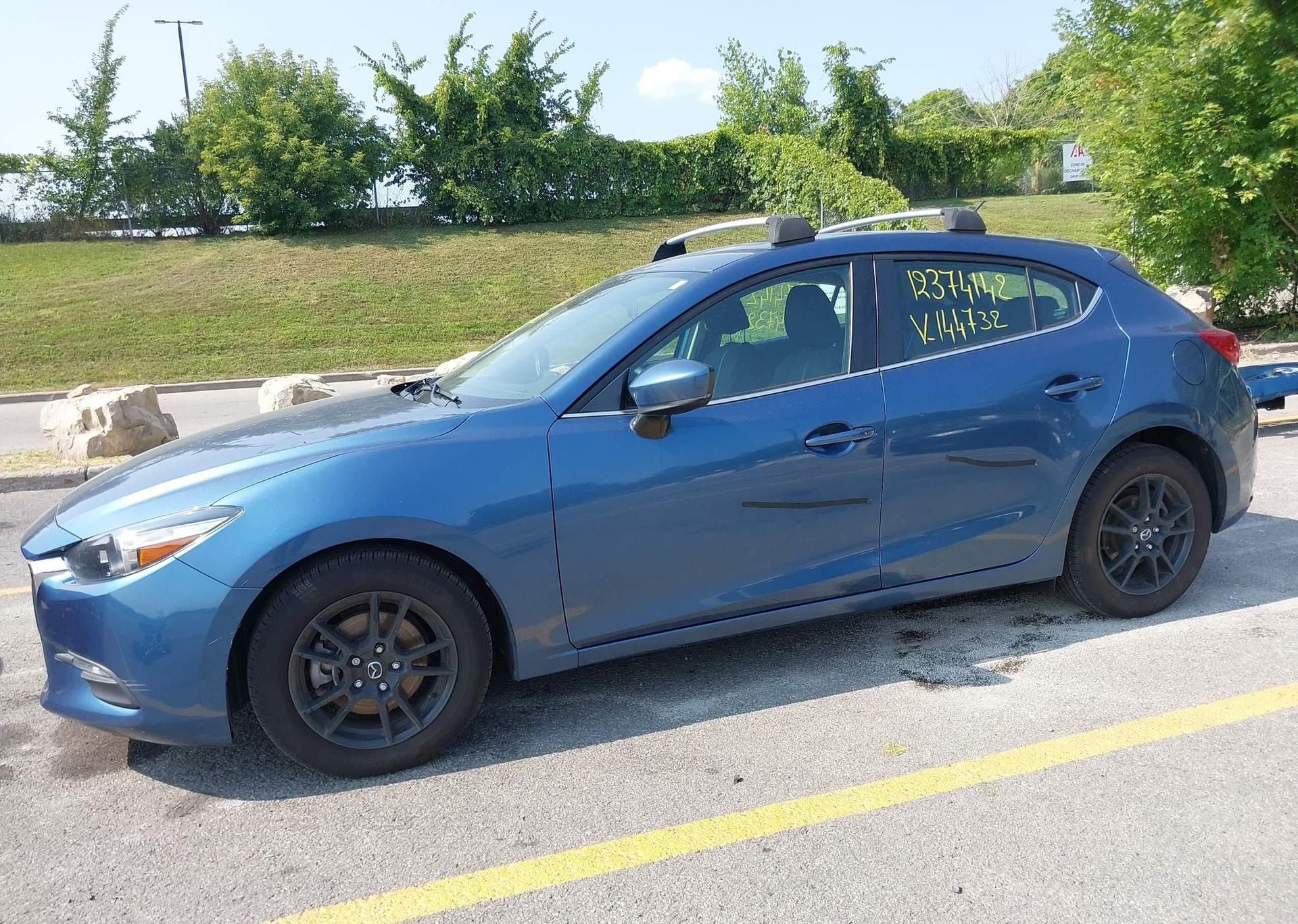 2017 MAZDA MAZDA3
