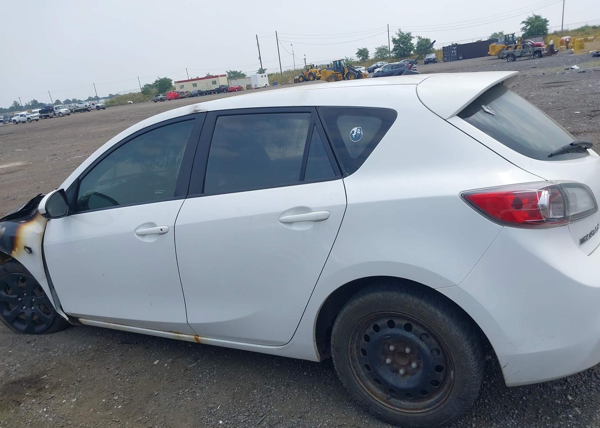 2010 MAZDA MAZDA3 GX