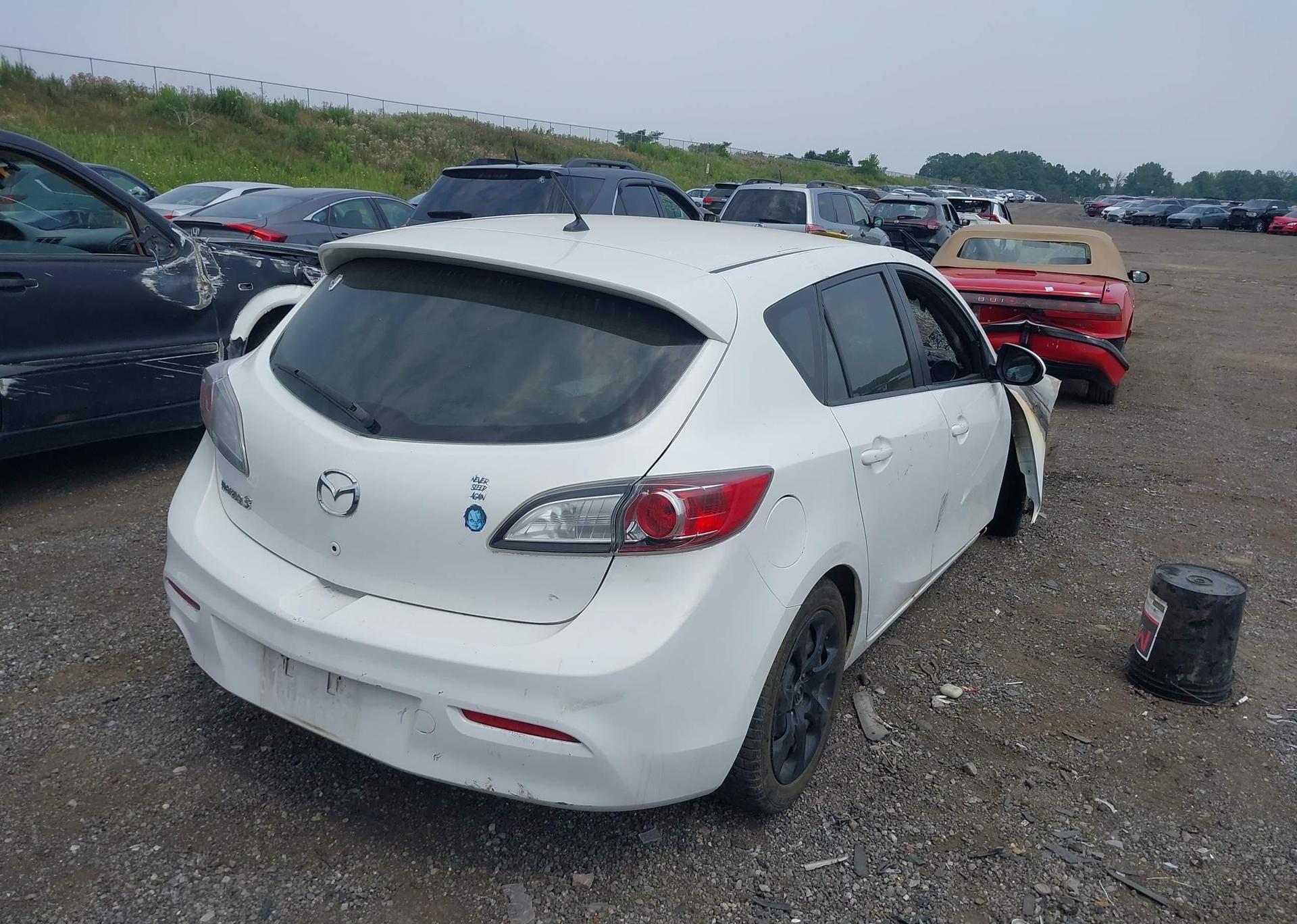 2010 MAZDA MAZDA3 GX