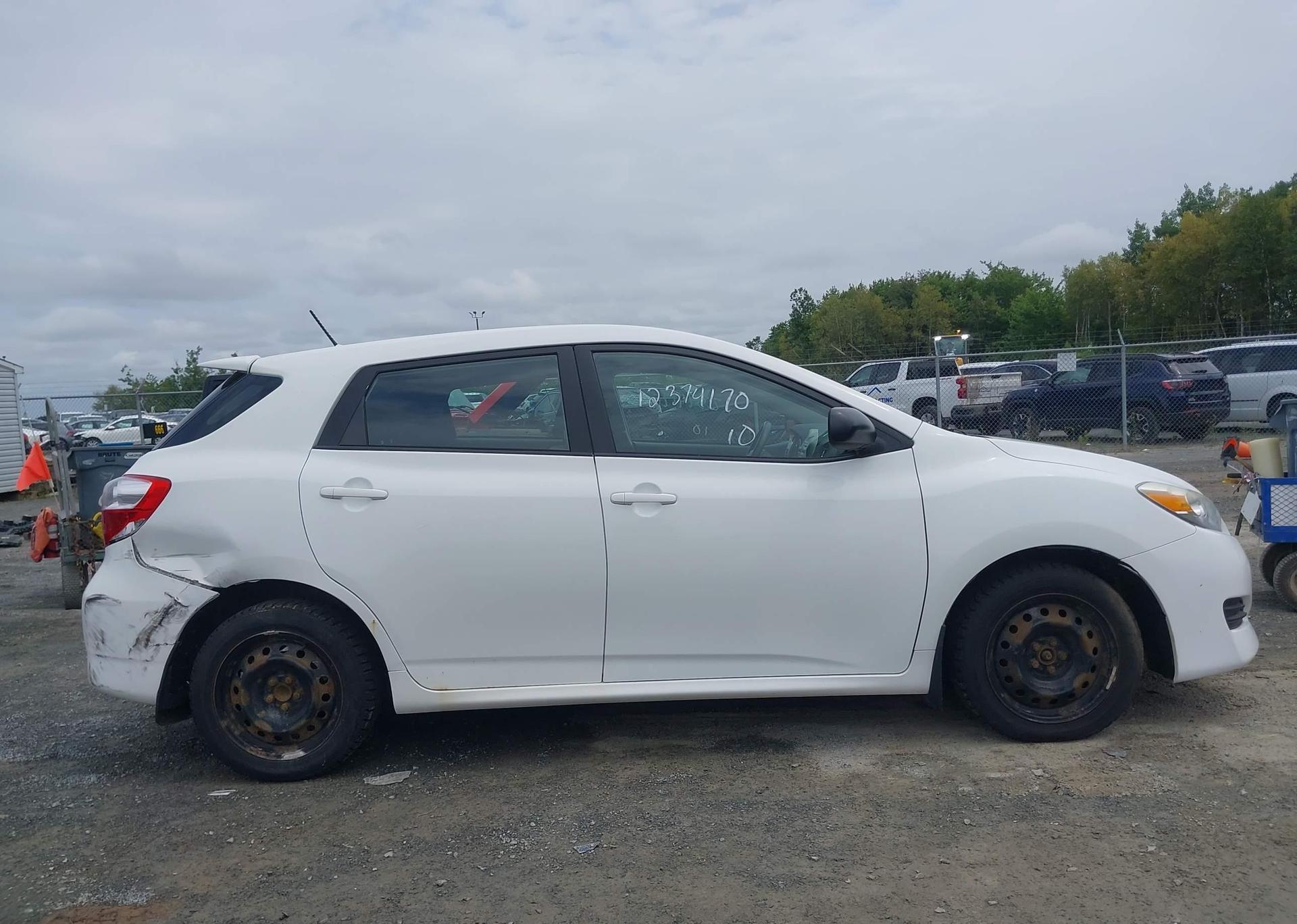 2010 TOYOTA MATRIX WAGON