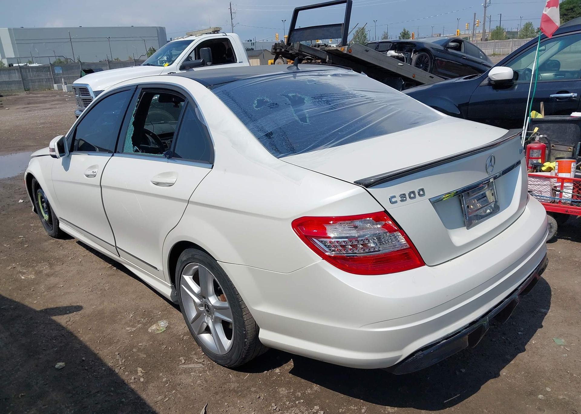 2011 MERCEDES-BENZ C 300 4MATIC
