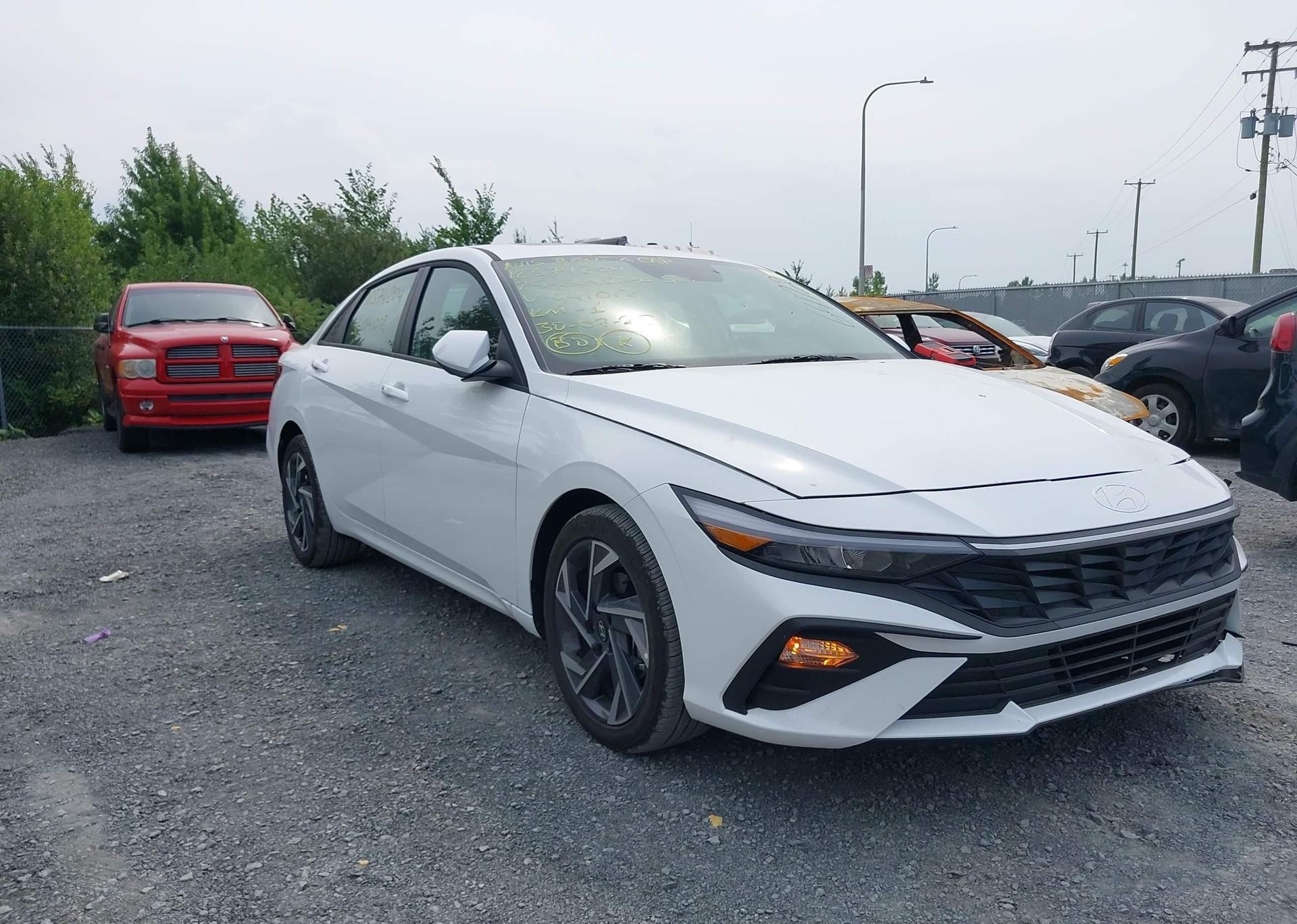 2025 HYUNDAI ELANTRA SEL SPORT