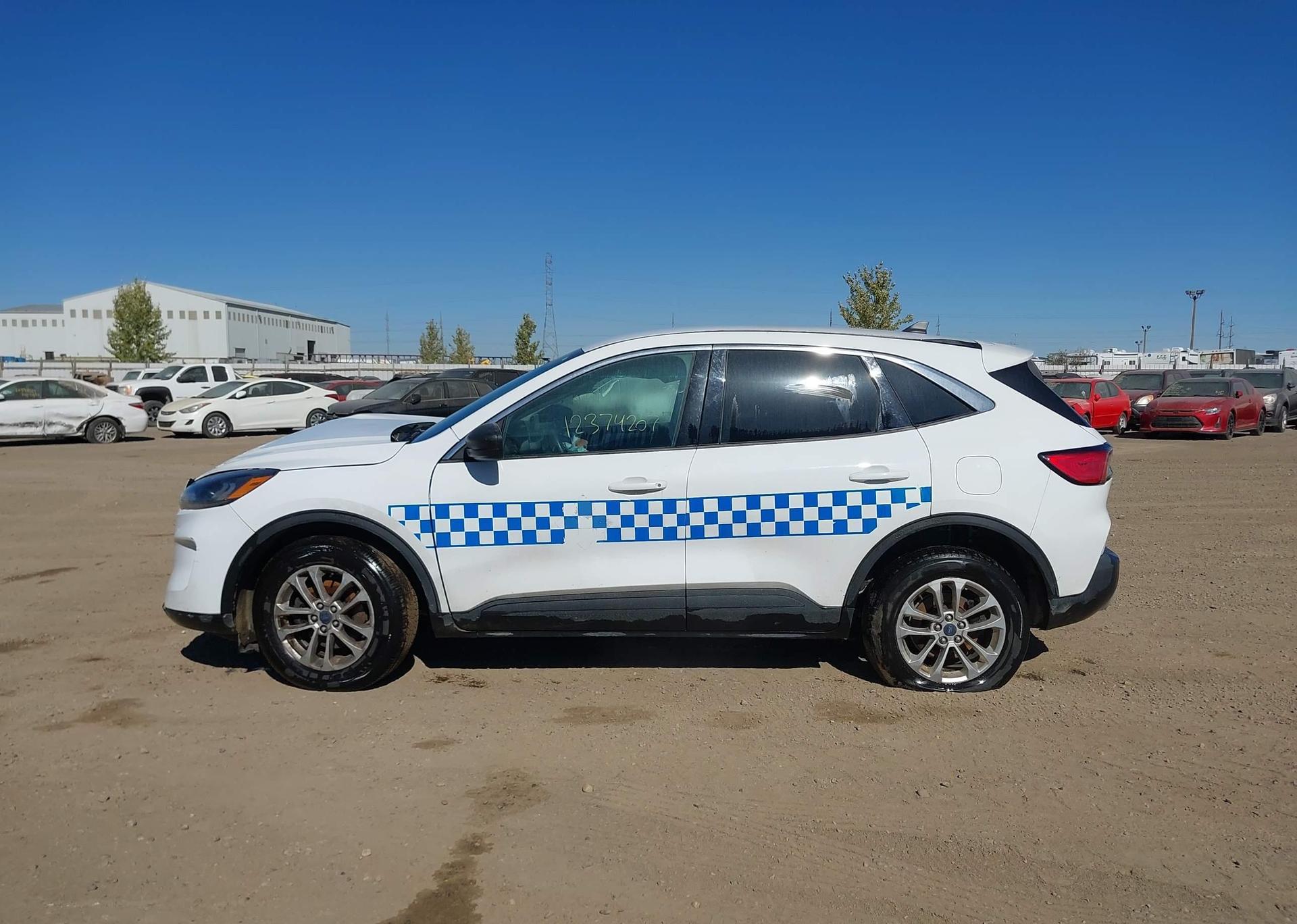 2022 FORD ESCAPE SE