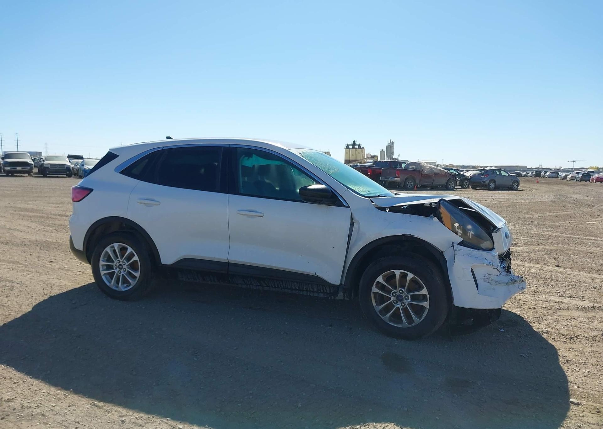 2022 FORD ESCAPE SE