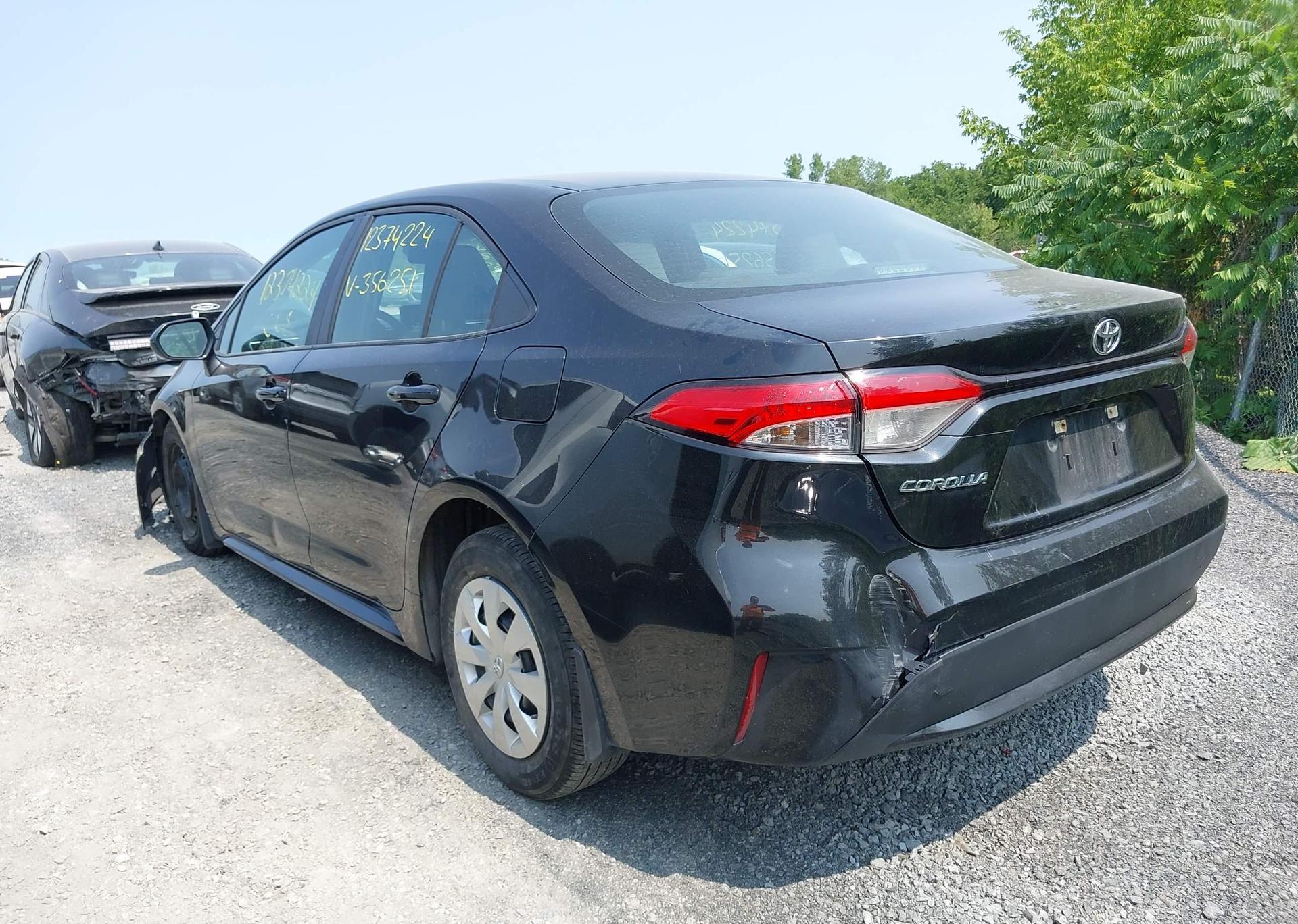 2022 TOYOTA COROLLA LE