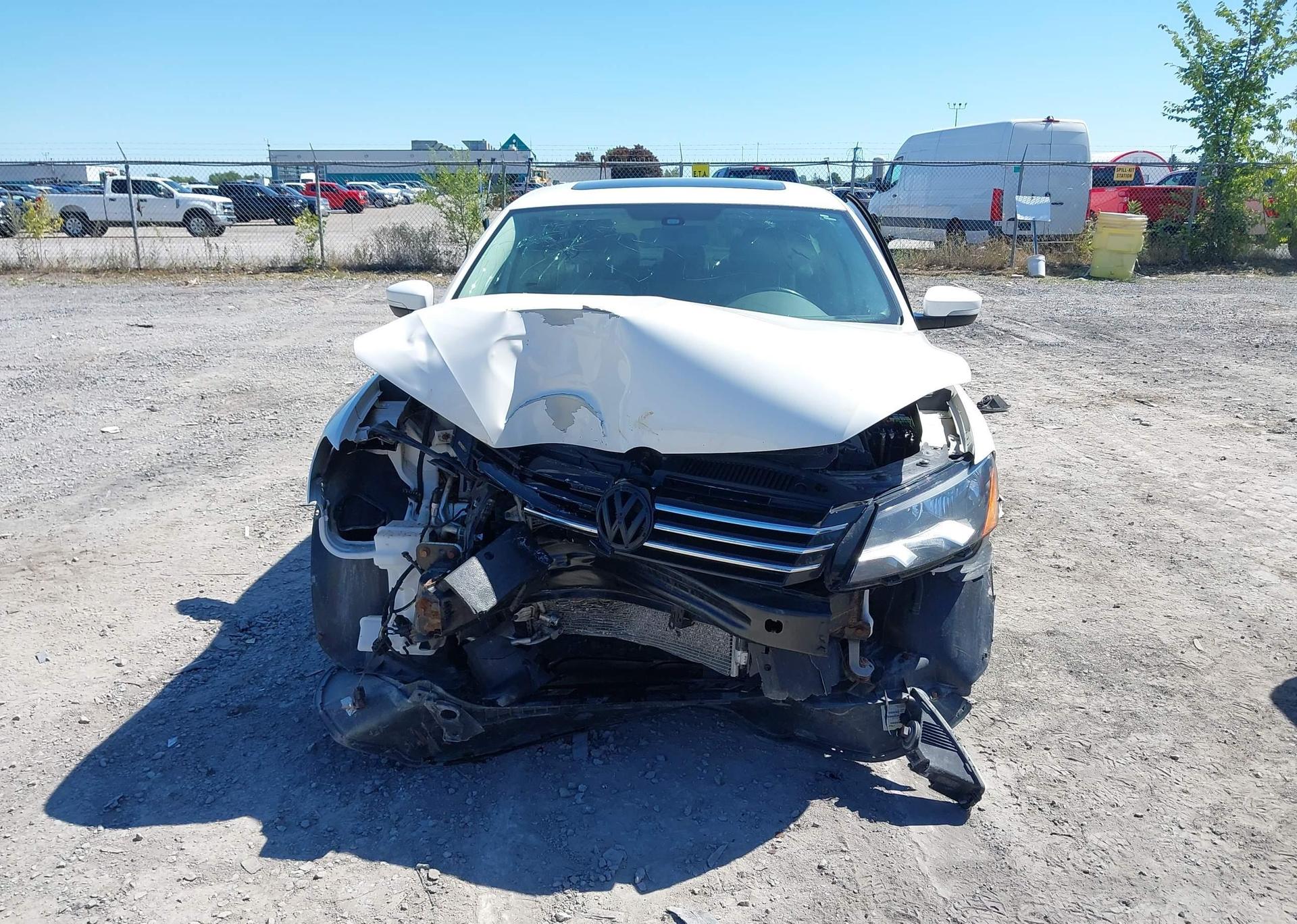 2015 VOLKSWAGEN PASSAT 1.8 TSI COMFORTLINE