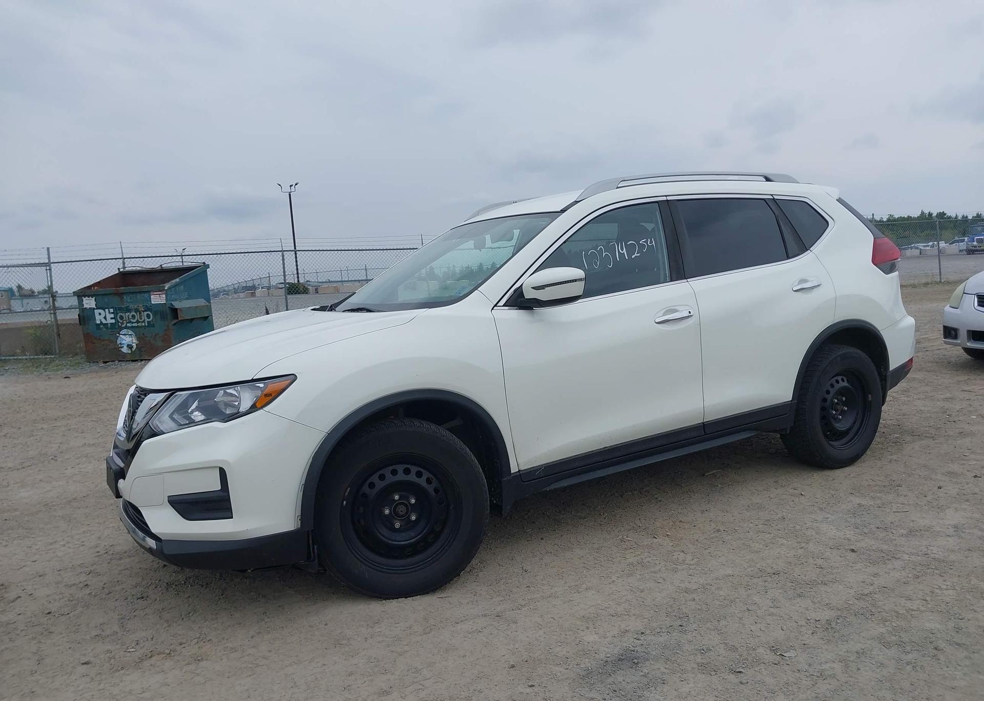 2019 NISSAN ROGUE S
