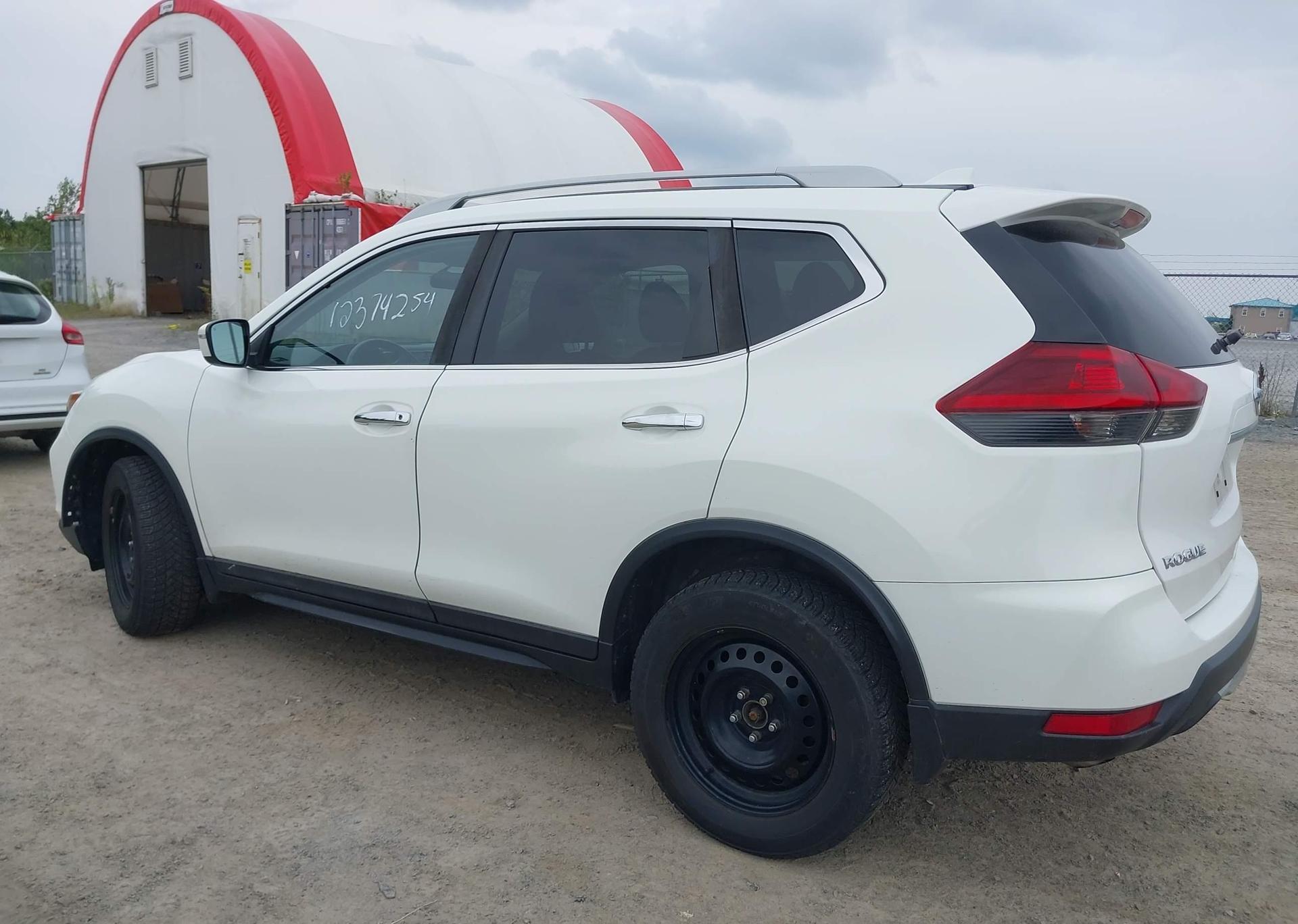 2019 NISSAN ROGUE S