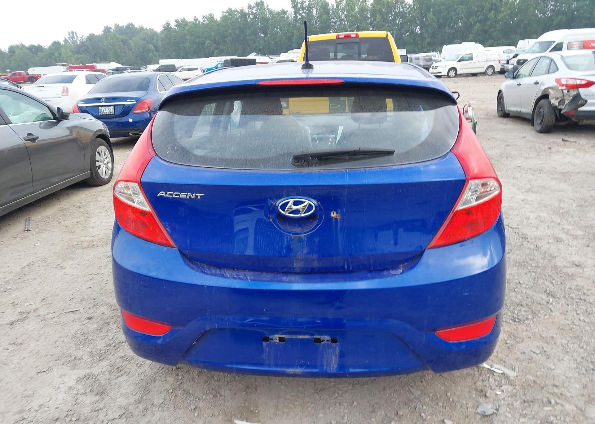 2014 HYUNDAI ACCENT GL