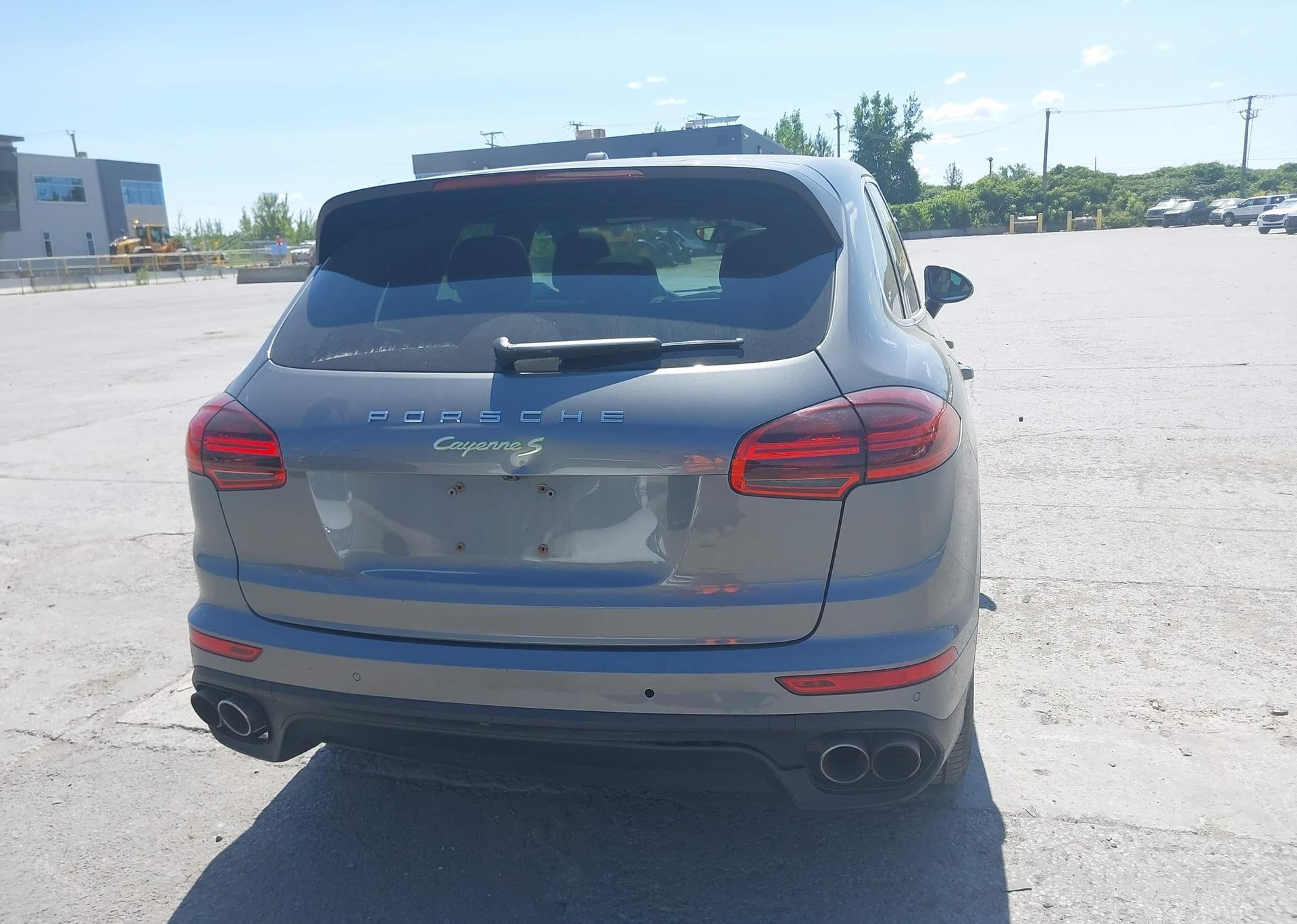 2017 PORSCHE CAYENNE E-HYBRID S