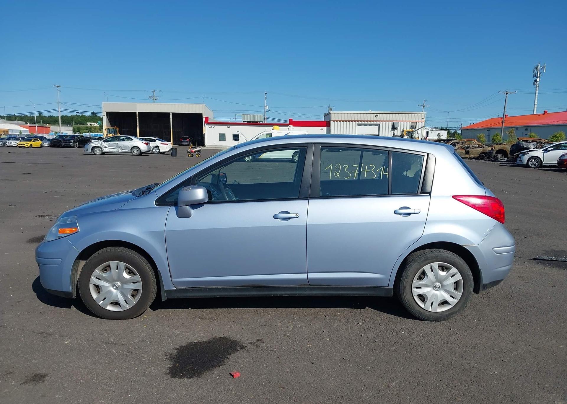 2010 NISSAN VERSA S