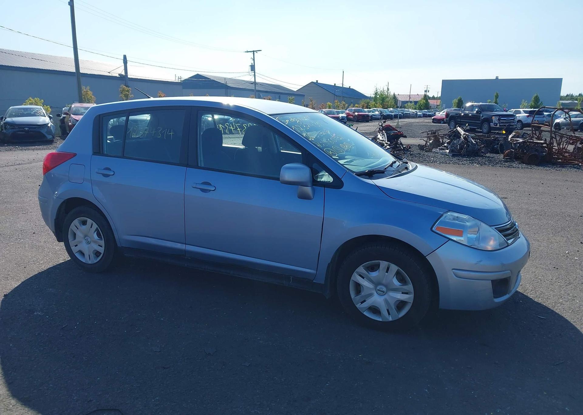 2010 NISSAN VERSA S
