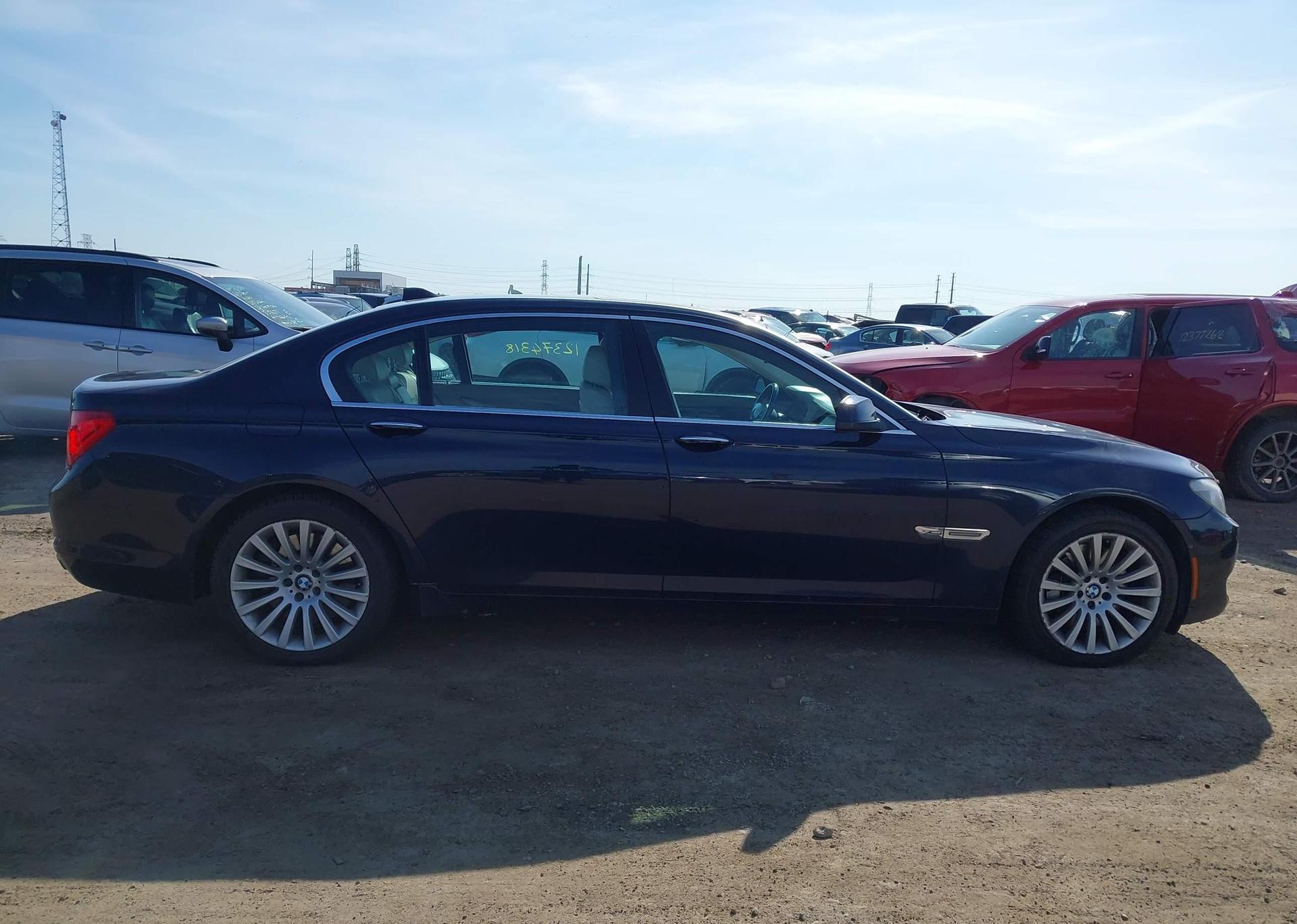 2011 BMW 750 LXI
