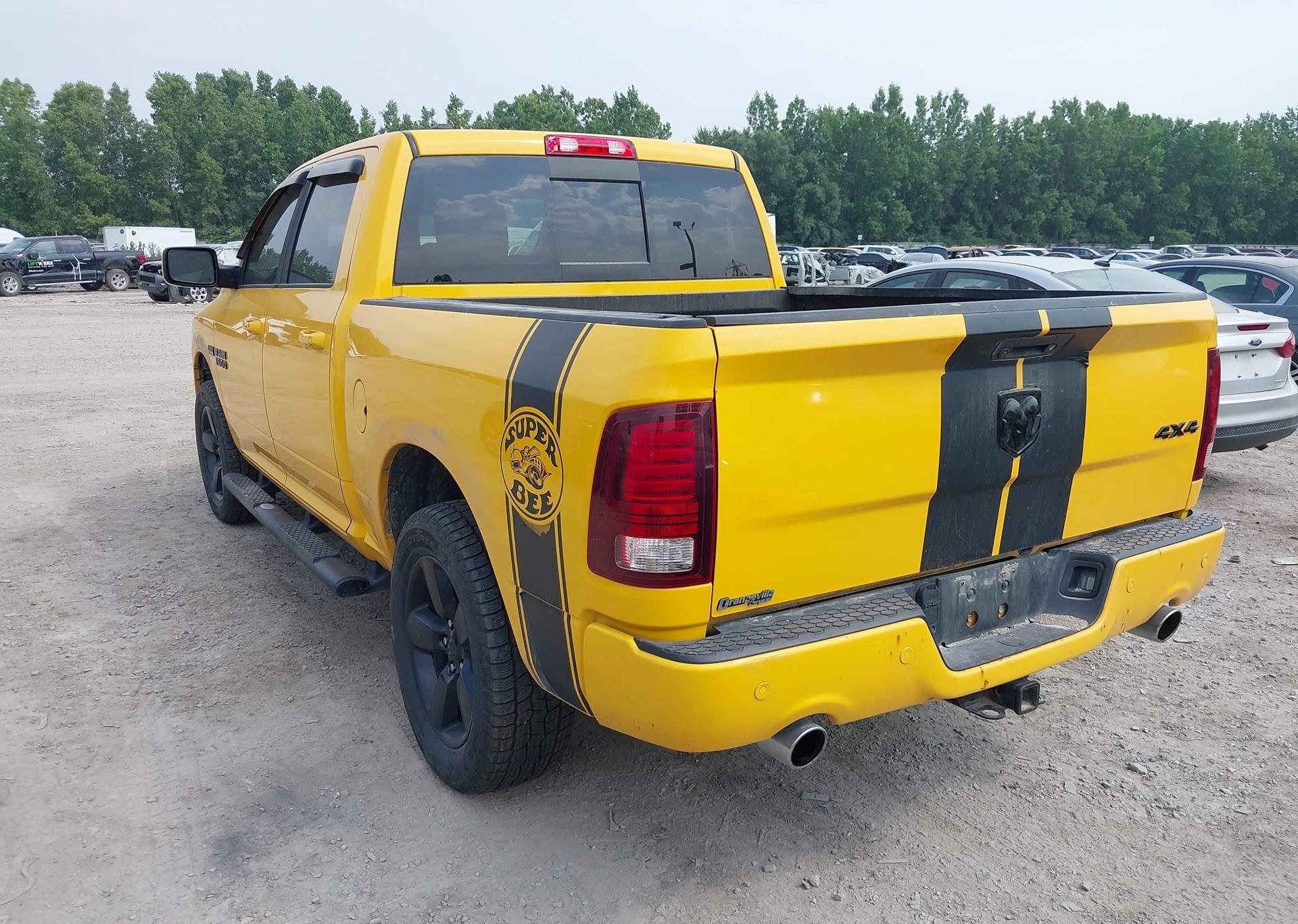 2016 RAM 1500 SPORT