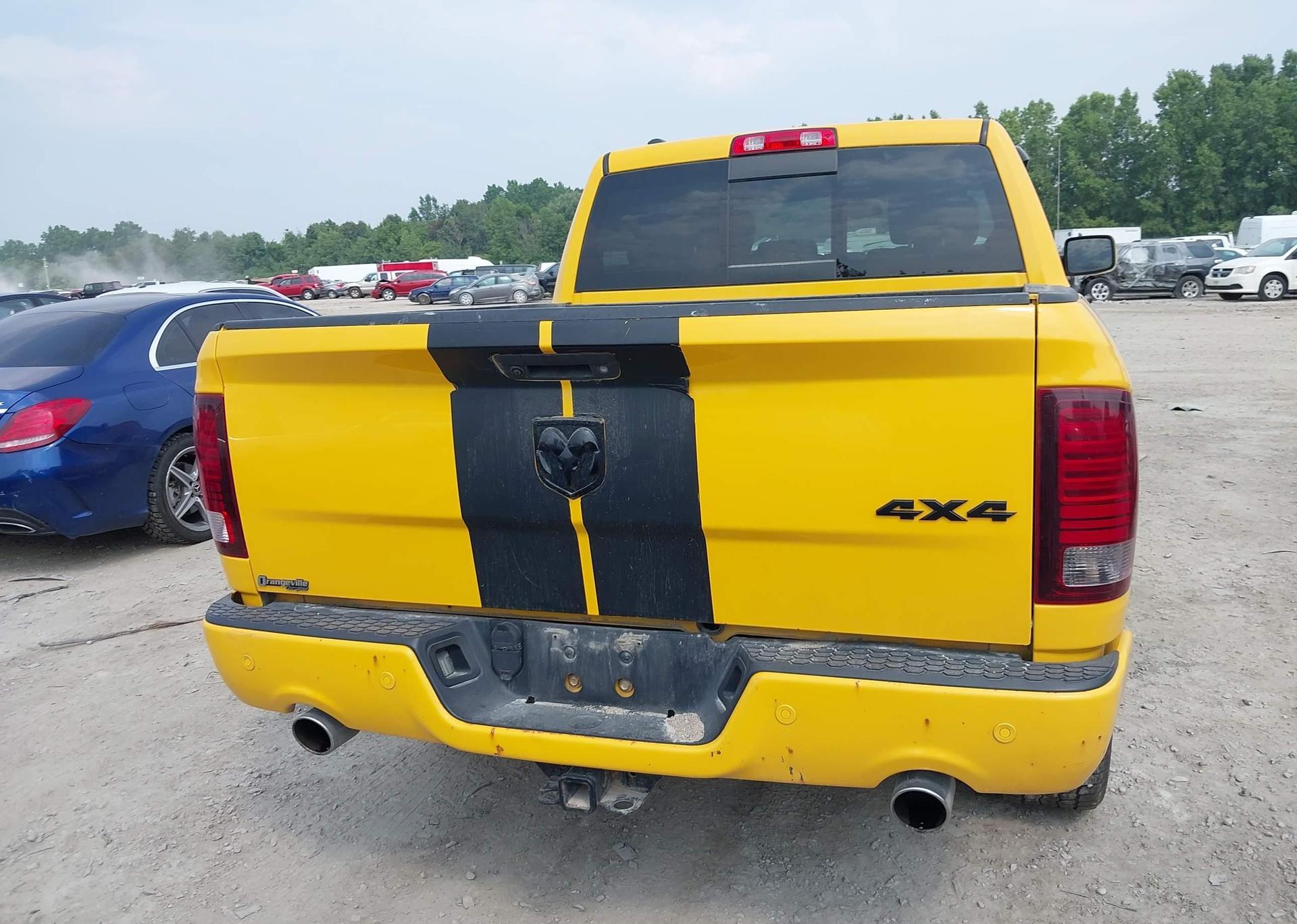 2016 RAM 1500 SPORT