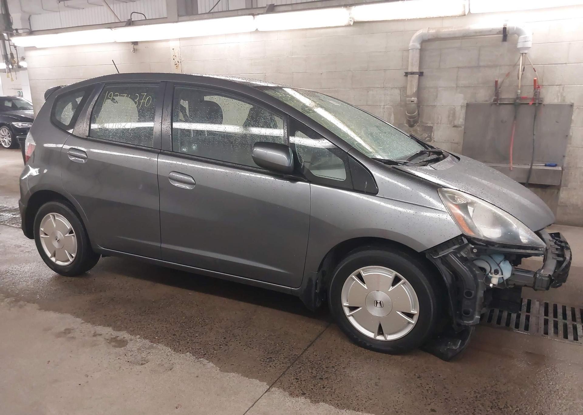 2011 HONDA FIT SPORT