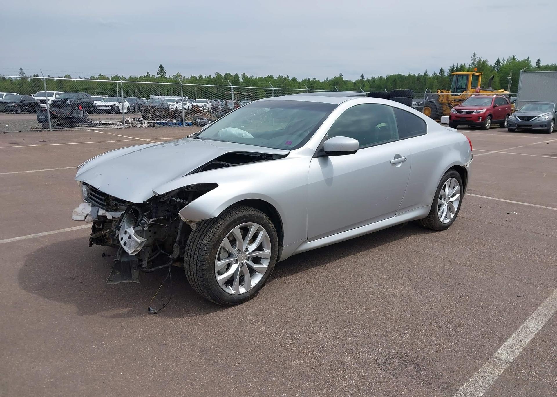 2012 INFINITI G37X