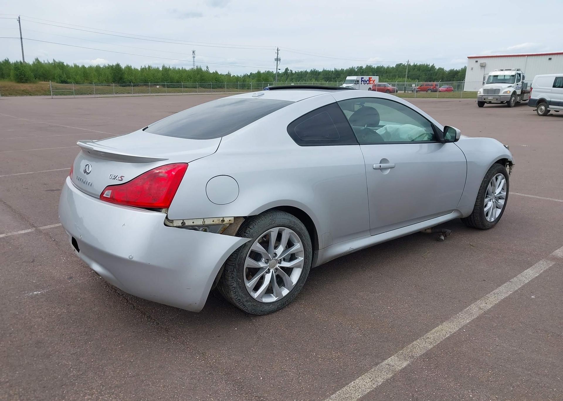 2012 INFINITI G37X