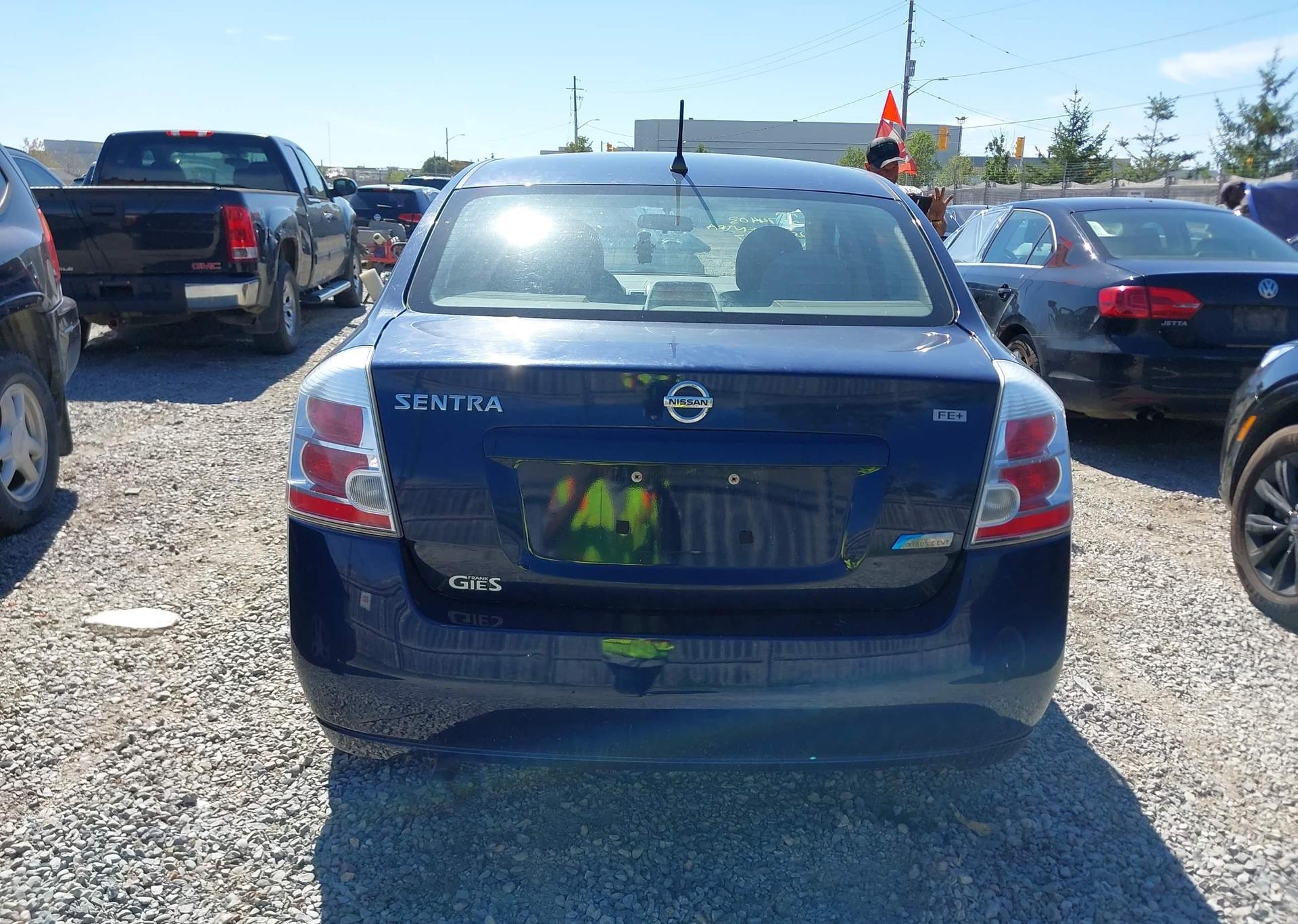 2009 NISSAN SENTRA 2.0
