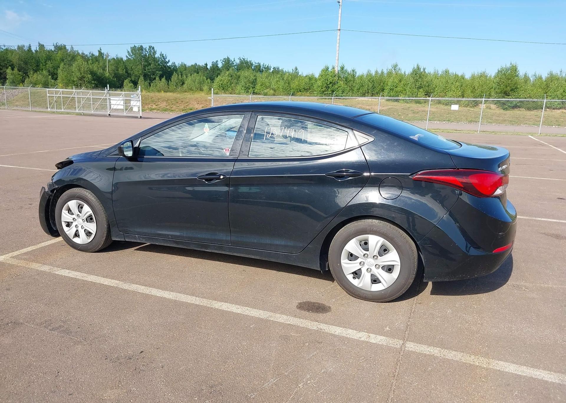 2016 HYUNDAI ELANTRA L+