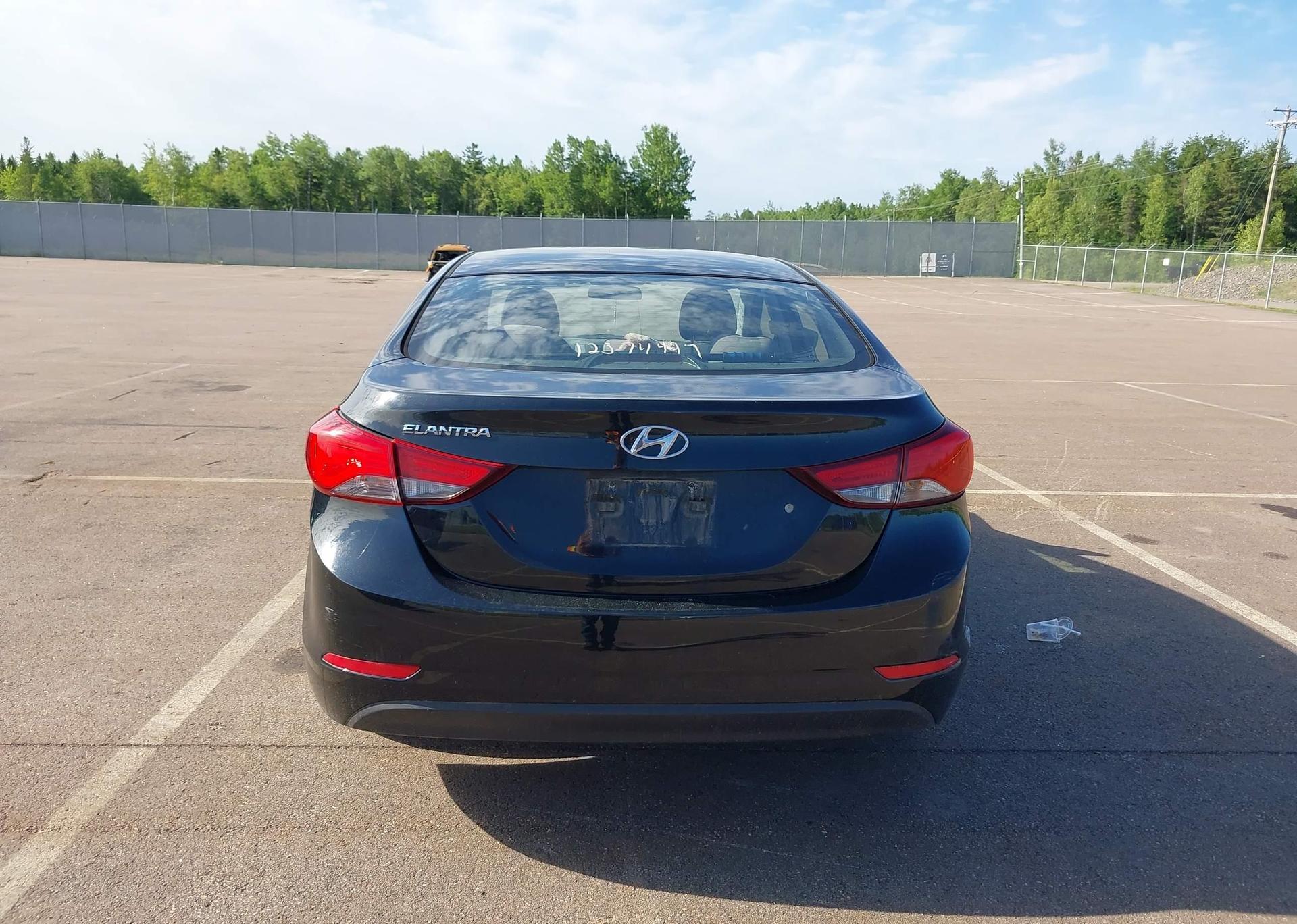 2016 HYUNDAI ELANTRA L+