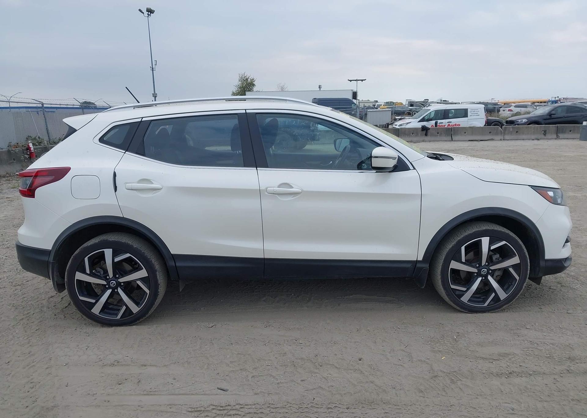 2023 NISSAN QASHQAI SV