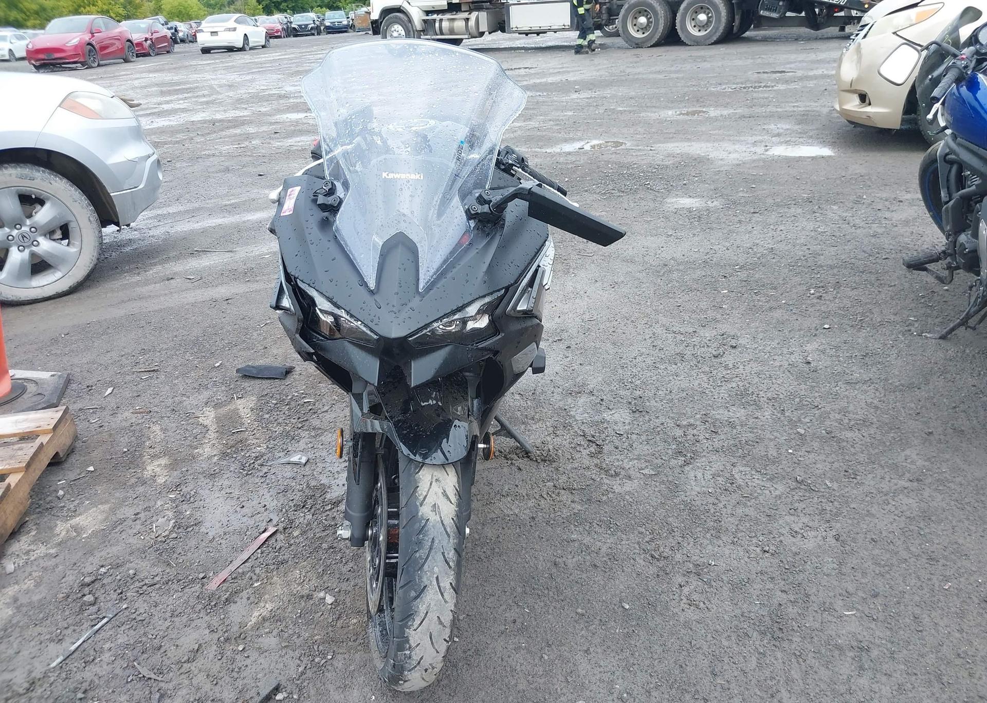 2025 KAWASAKI EX500 A