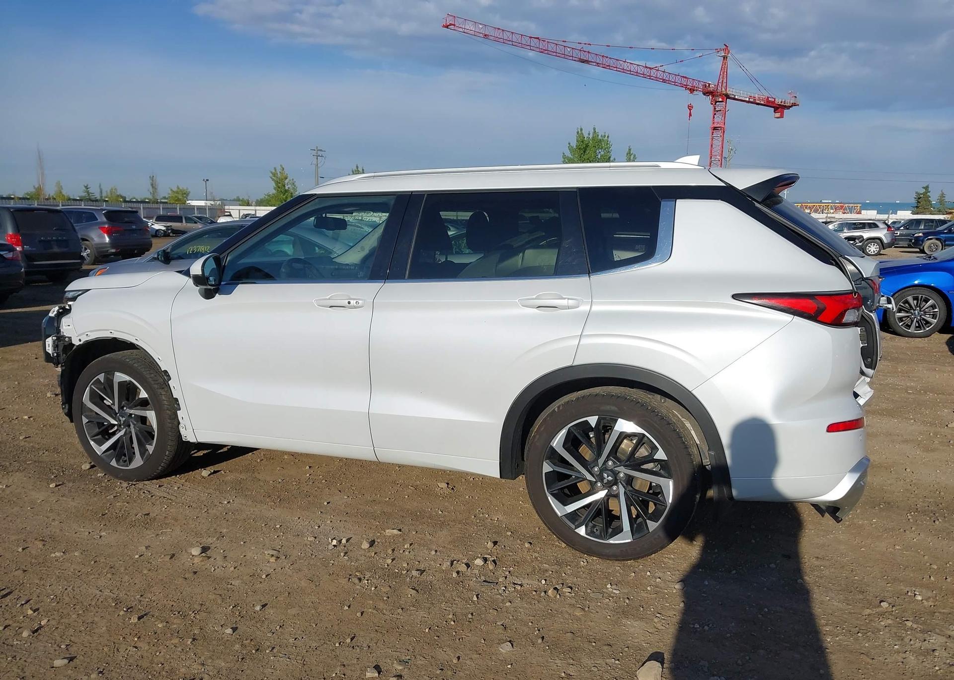 2024 MITSUBISHI OUTLANDER GT
