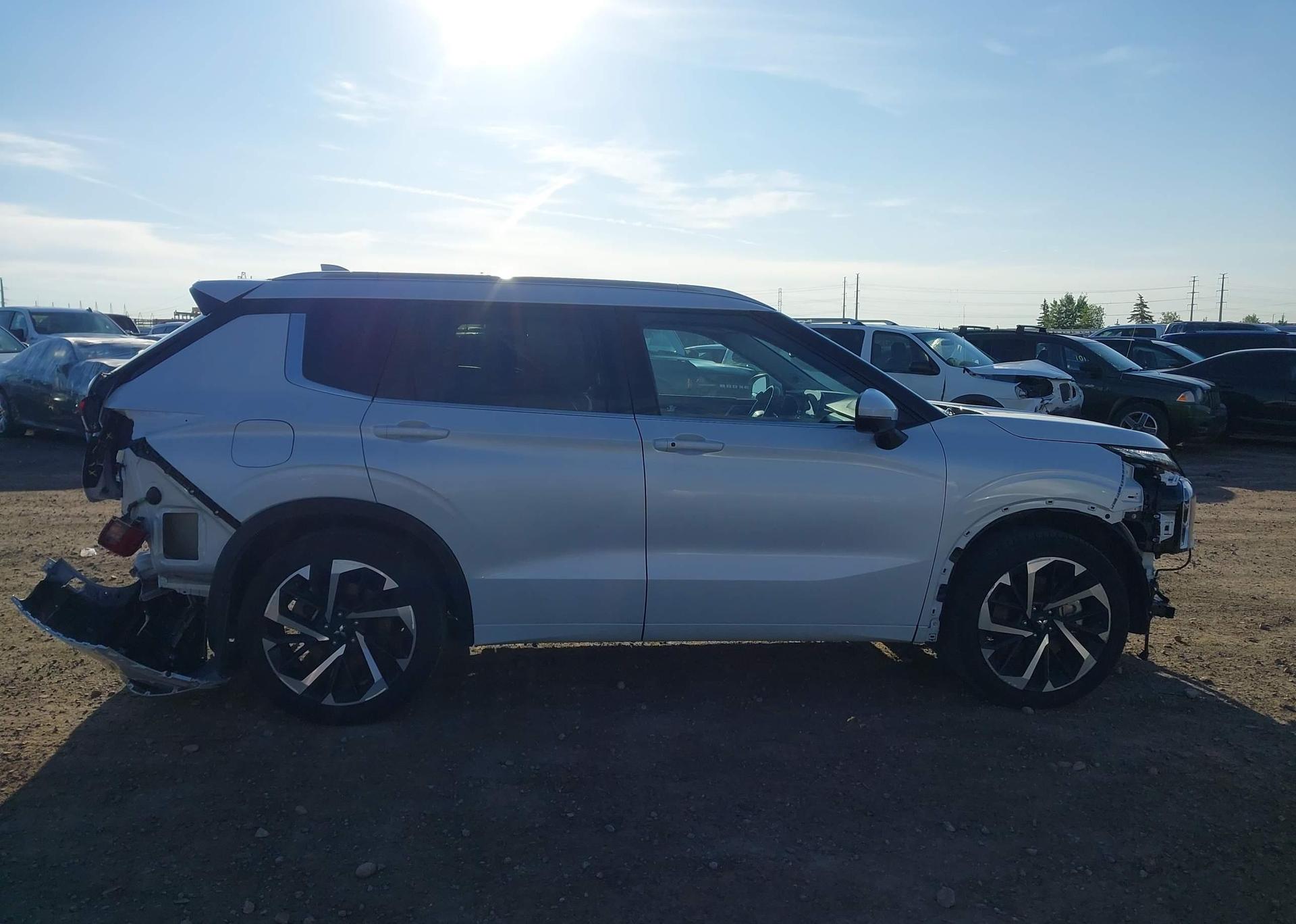 2024 MITSUBISHI OUTLANDER GT